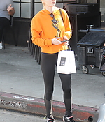 Filename=samaraweavingnet_outinnewyork_025.jpg
Filesize=920KiB
Dimensions=2083x3000
Date added=Oct 27, 2019 samaraweavingnet_outinnewyork_025.jpg