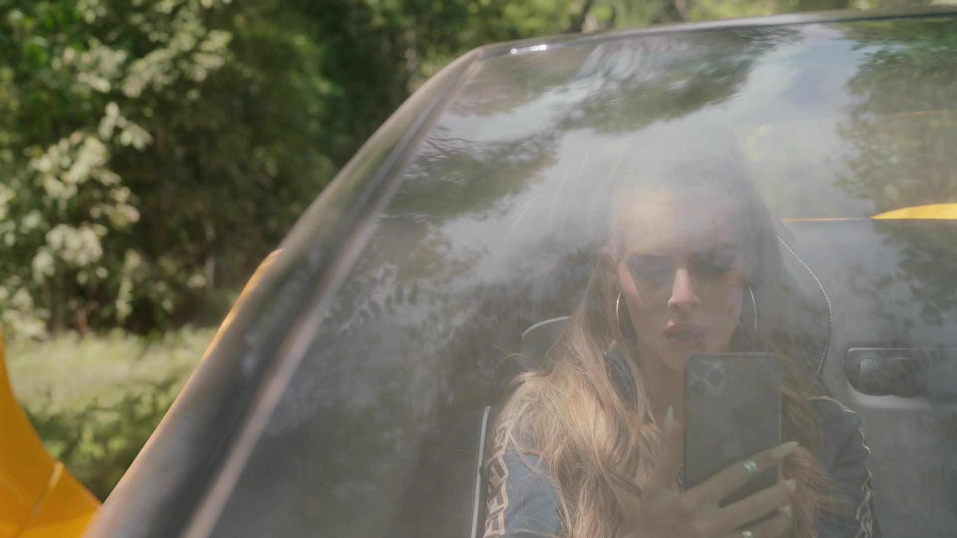 samaraweavingcom_nineperfectstrangers_018.jpg samaraweavingcom_nineperfectstrangers_018.jpg