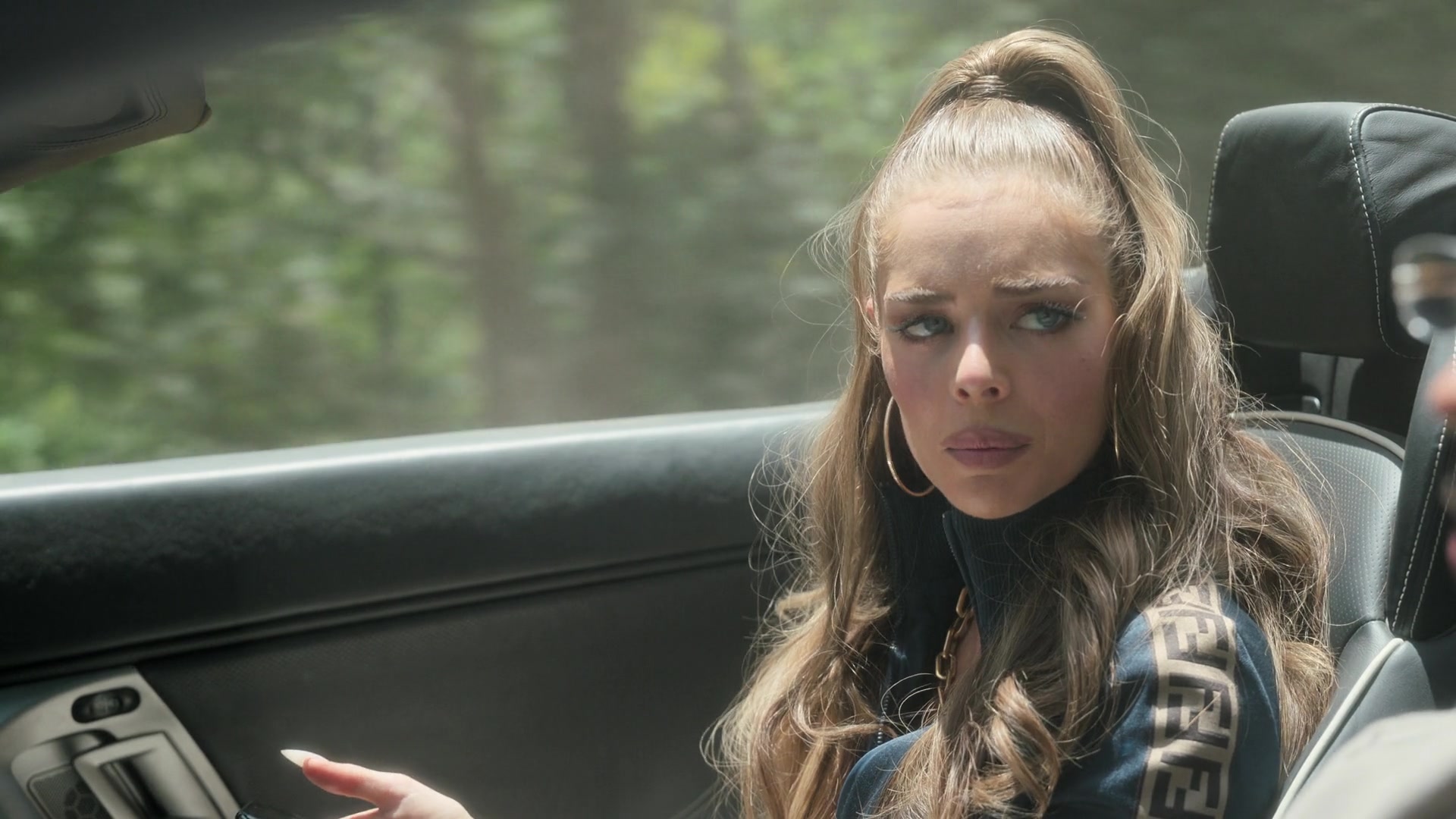 samaraweavingcom_nineperfectstrangers_042.jpg samaraweavingcom_nineperfectstrangers_042.jpg