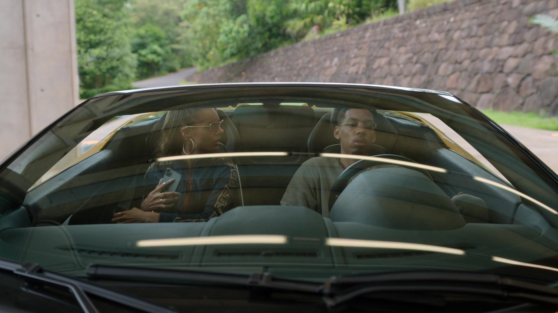 samaraweavingcom_nineperfectstrangers_099.jpg samaraweavingcom_nineperfectstrangers_099.jpg