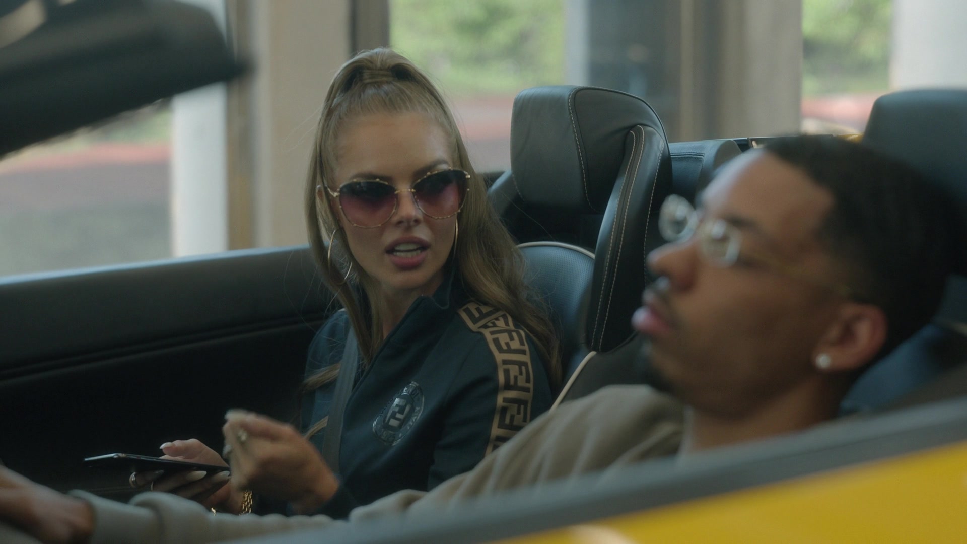 samaraweavingcom_nineperfectstrangers_115.jpg samaraweavingcom_nineperfectstrangers_115.jpg