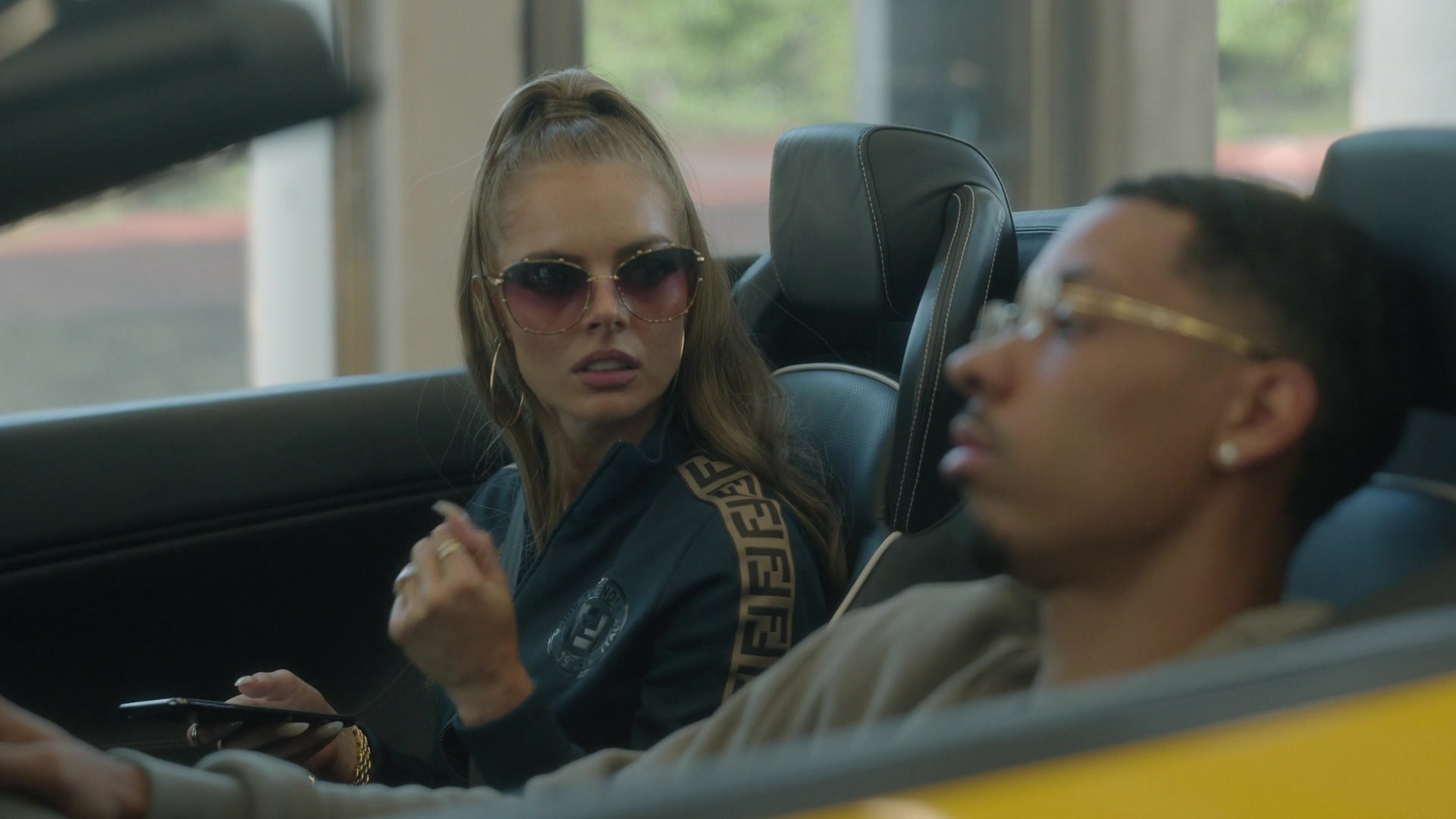 samaraweavingcom_nineperfectstrangers_119.jpg samaraweavingcom_nineperfectstrangers_119.jpg