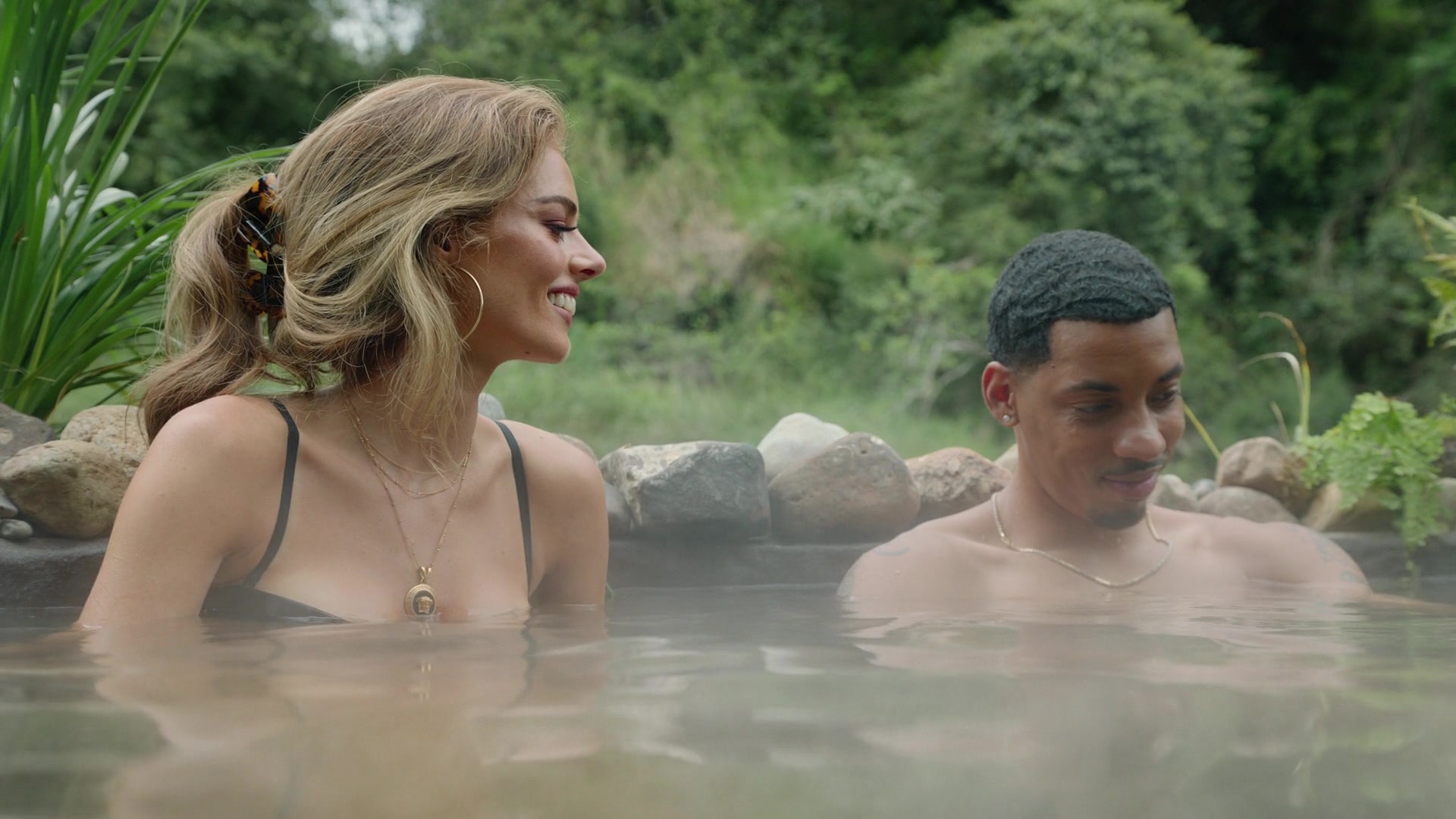 samaraweavingcom_nineperfectstrangers_205.jpg samaraweavingcom_nineperfectstrangers_205.jpg