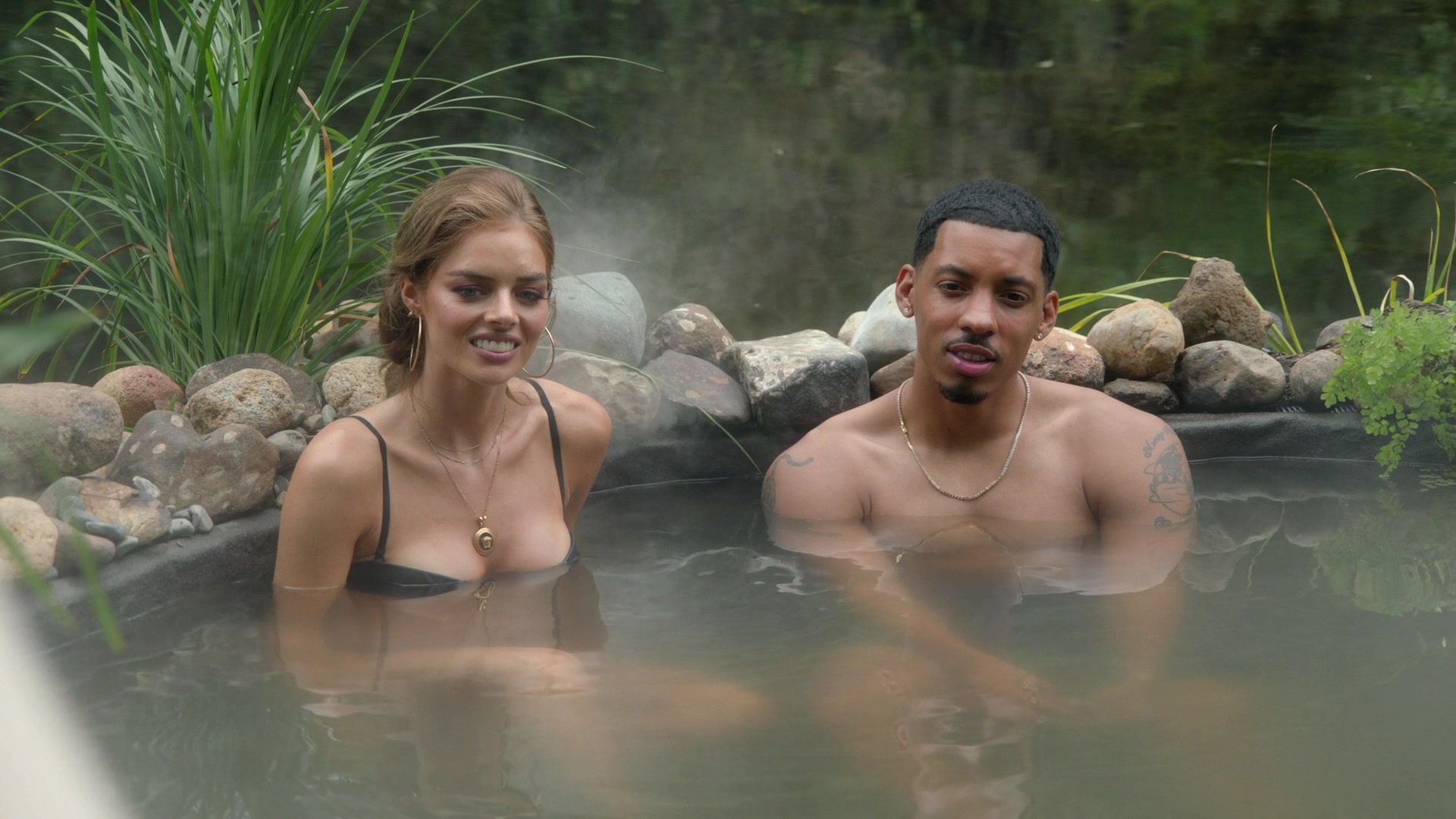 samaraweavingcom_nineperfectstrangers_315.jpg samaraweavingcom_nineperfectstrangers_315.jpg