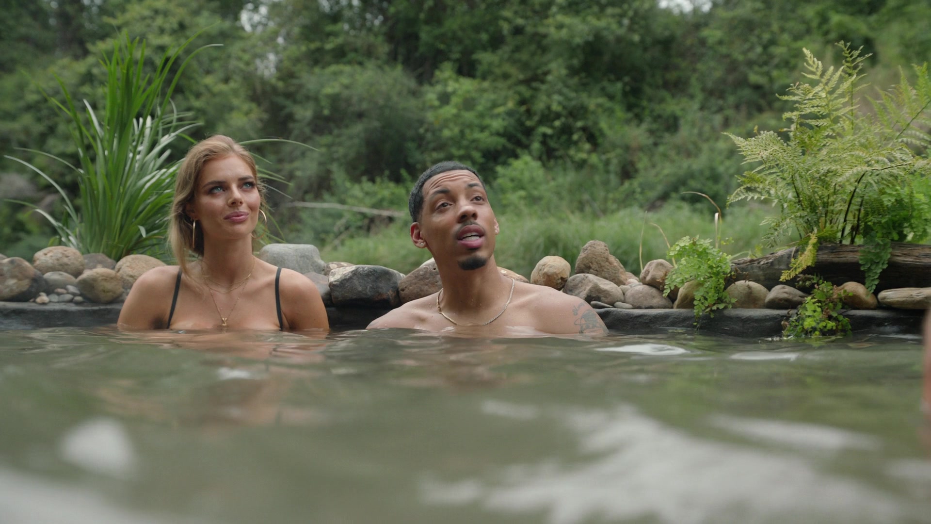 samaraweavingcom_nineperfectstrangers_341.jpg samaraweavingcom_nineperfectstrangers_341.jpg