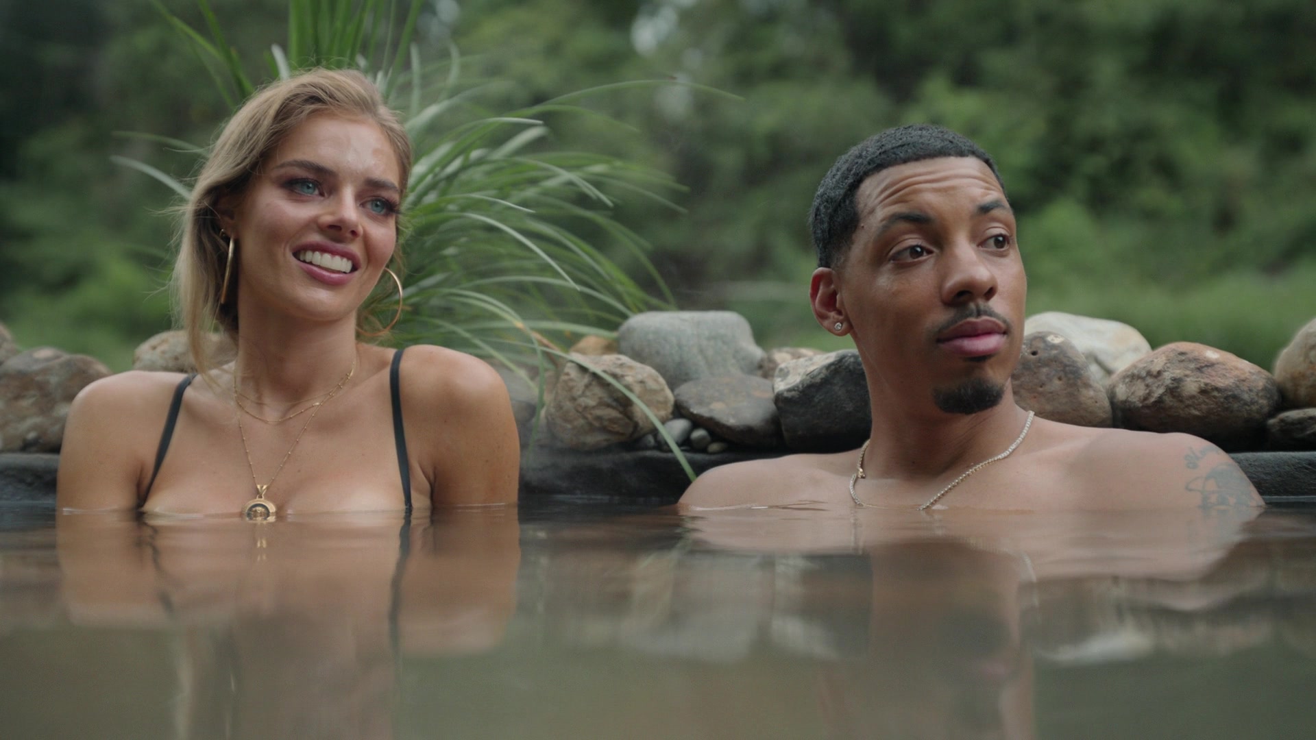 samaraweavingcom_nineperfectstrangers_404.jpg samaraweavingcom_nineperfectstrangers_404.jpg