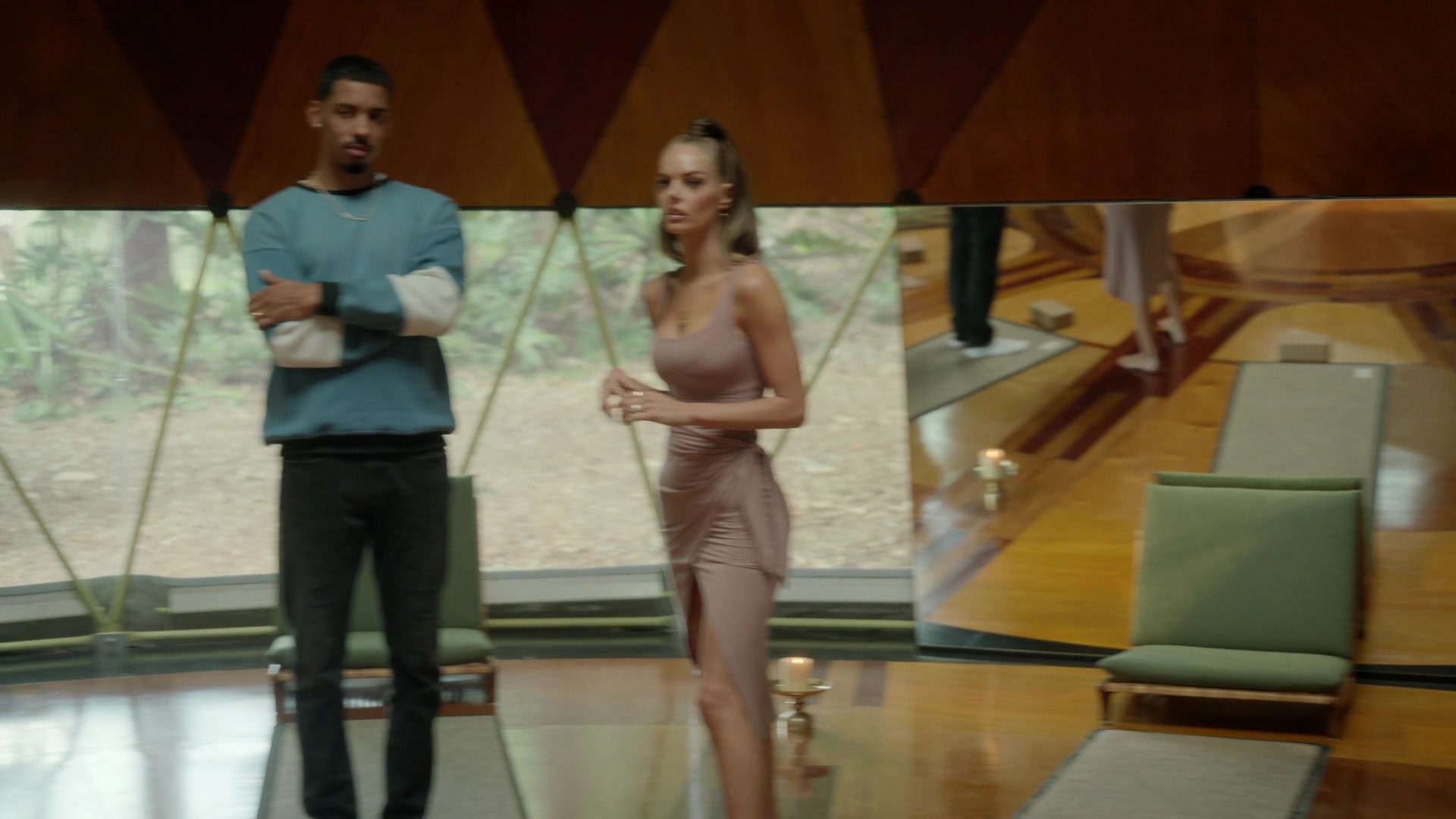 samaraweavingcom_nineperfectstrangers_440.jpg samaraweavingcom_nineperfectstrangers_440.jpg