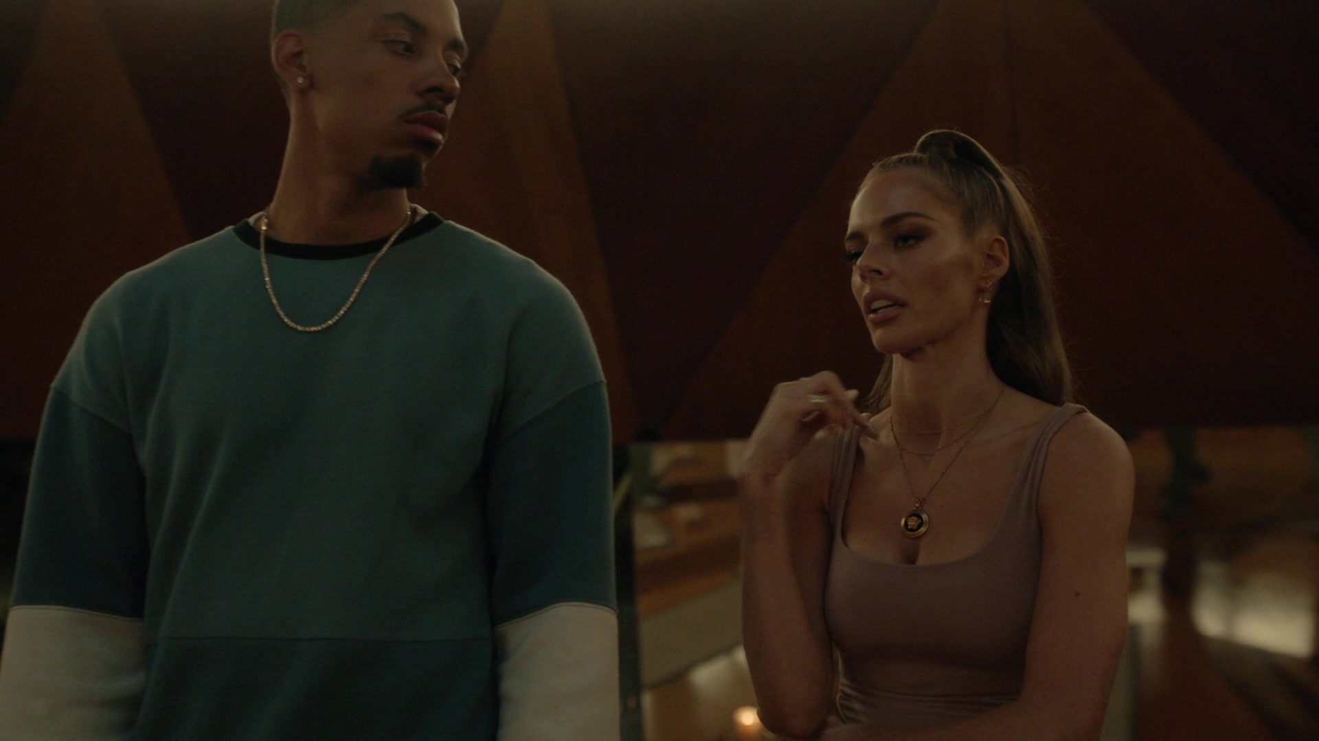 samaraweavingcom_nineperfectstrangers_006.jpg samaraweavingcom_nineperfectstrangers_006.jpg