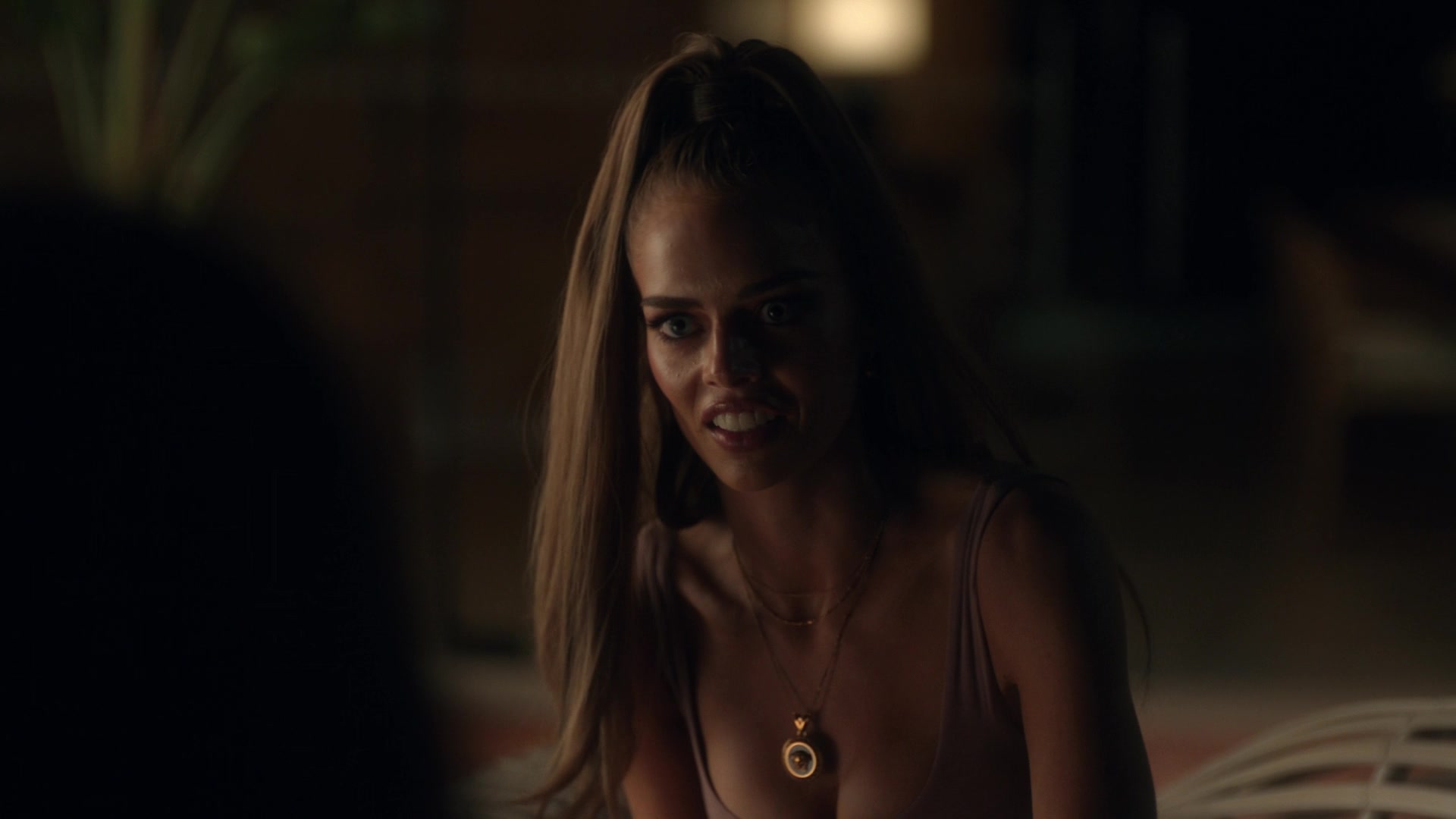 samaraweavingcom_nineperfectstrangers_104.jpg samaraweavingcom_nineperfectstrangers_104.jpg