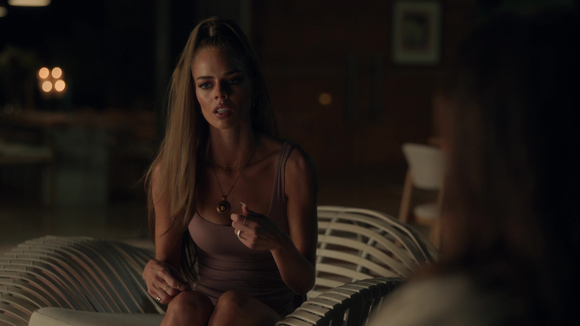 samaraweavingcom_nineperfectstrangers_128.jpg samaraweavingcom_nineperfectstrangers_128.jpg