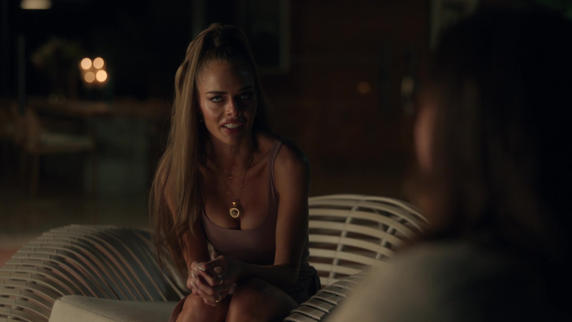 samaraweavingcom_nineperfectstrangers_212.jpg samaraweavingcom_nineperfectstrangers_212.jpg