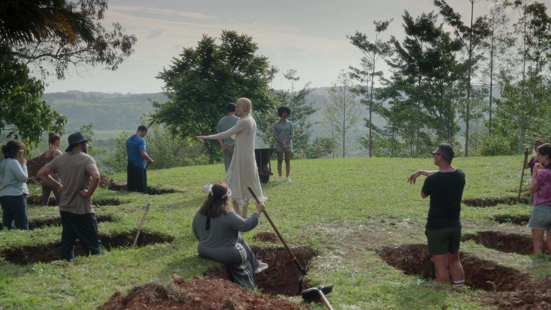 samaraweavingcom_nineperfectstrangers_296.jpg samaraweavingcom_nineperfectstrangers_296.jpg