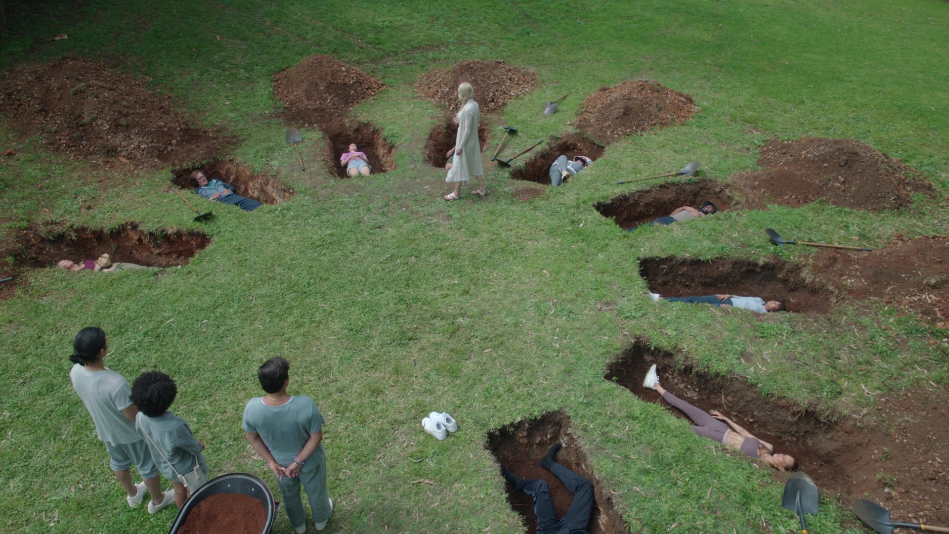 samaraweavingcom_nineperfectstrangers_304.jpg samaraweavingcom_nineperfectstrangers_304.jpg