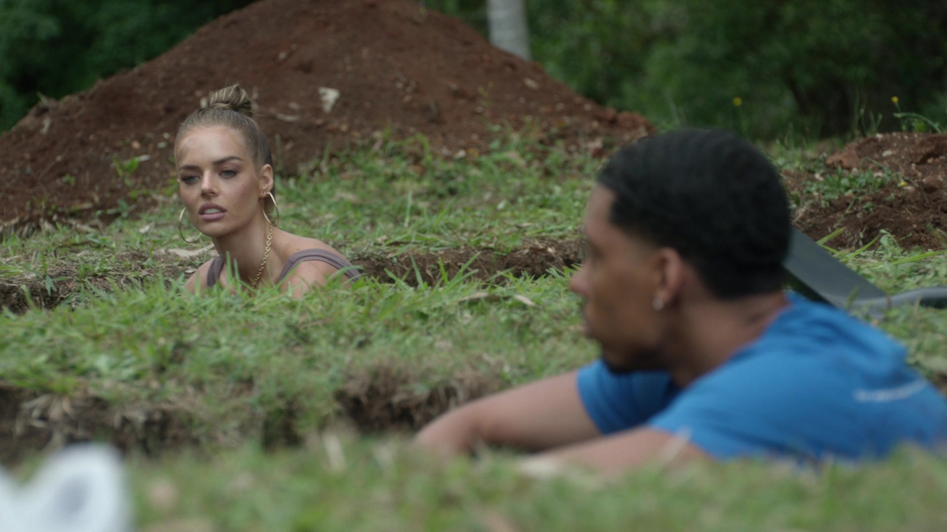 samaraweavingcom_nineperfectstrangers_340.jpg samaraweavingcom_nineperfectstrangers_340.jpg