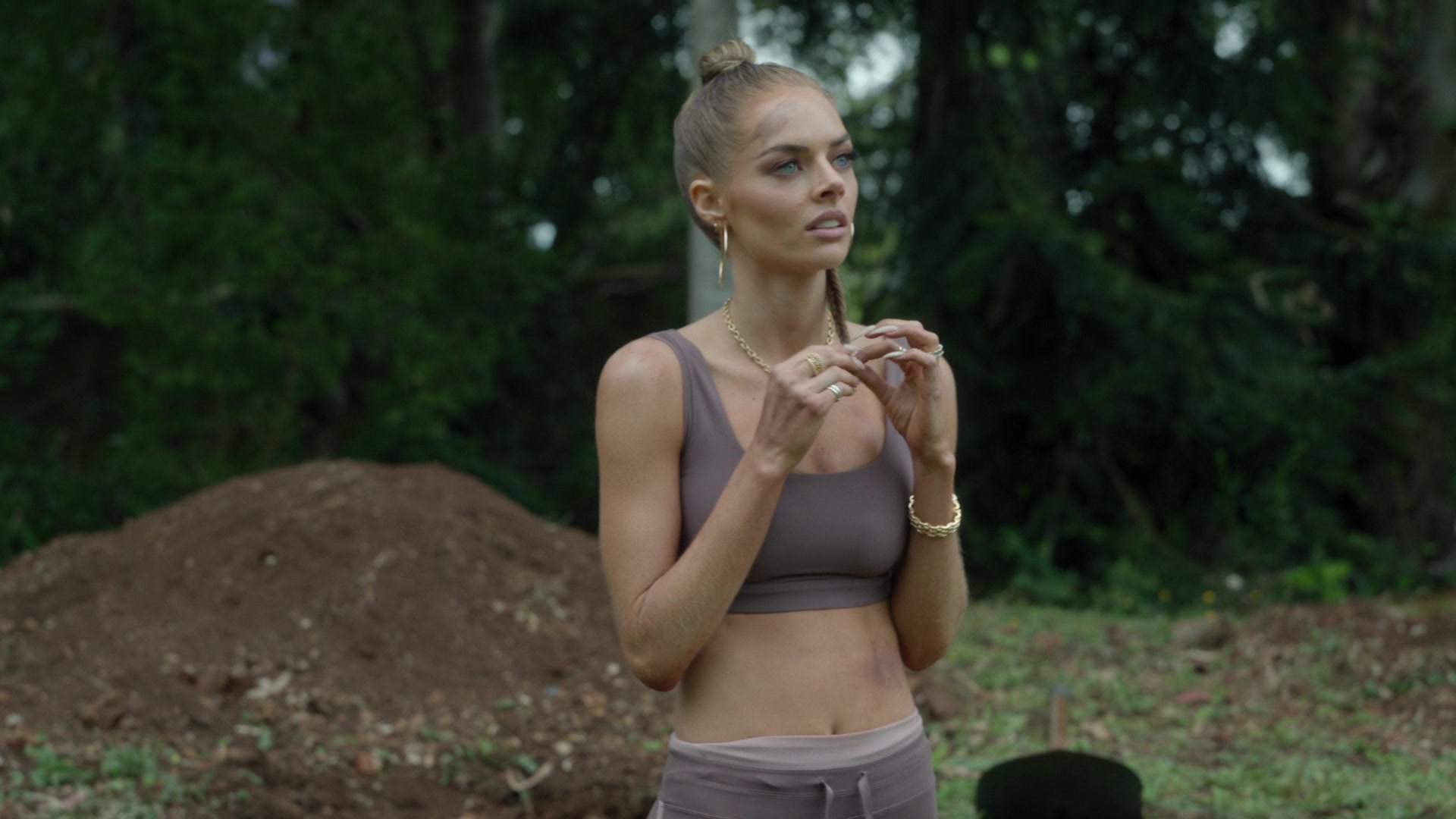 samaraweavingcom_nineperfectstrangers_352.jpg samaraweavingcom_nineperfectstrangers_352.jpg