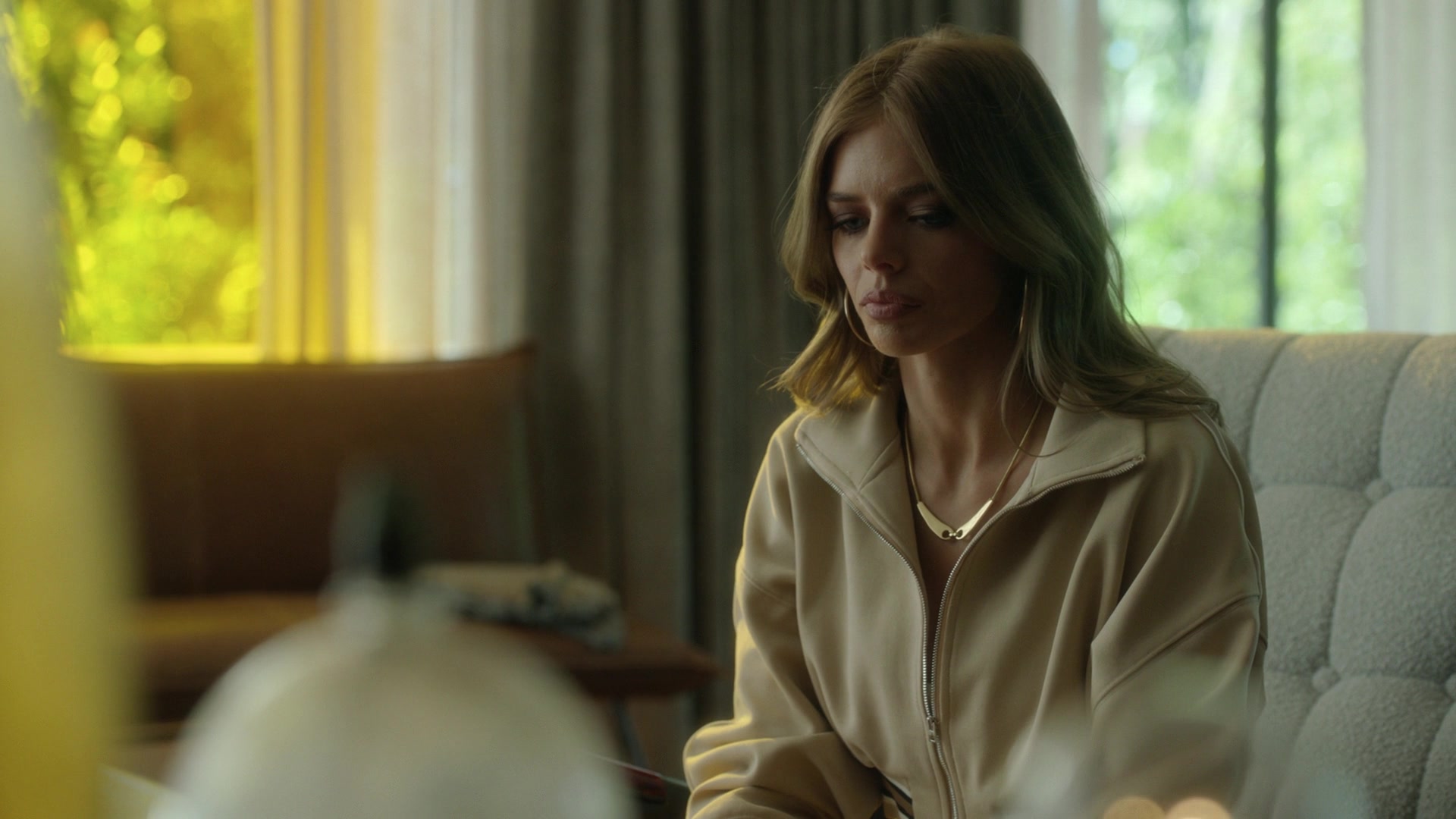 samaraweavingcom_nineperfectstrangers_413.jpg samaraweavingcom_nineperfectstrangers_413.jpg