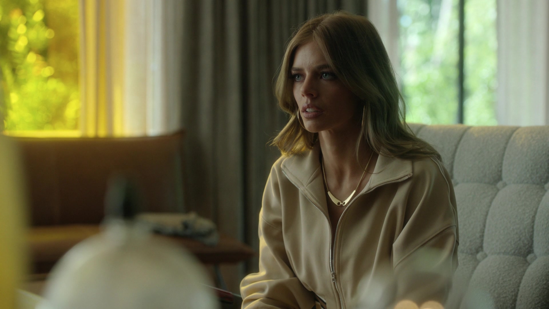 samaraweavingcom_nineperfectstrangers_416.jpg samaraweavingcom_nineperfectstrangers_416.jpg