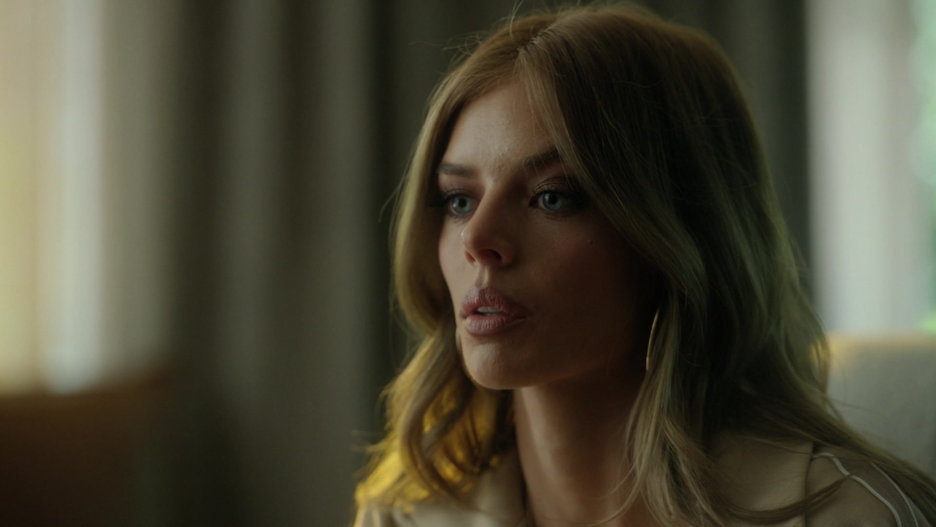 samaraweavingcom_nineperfectstrangers_532.jpg samaraweavingcom_nineperfectstrangers_532.jpg