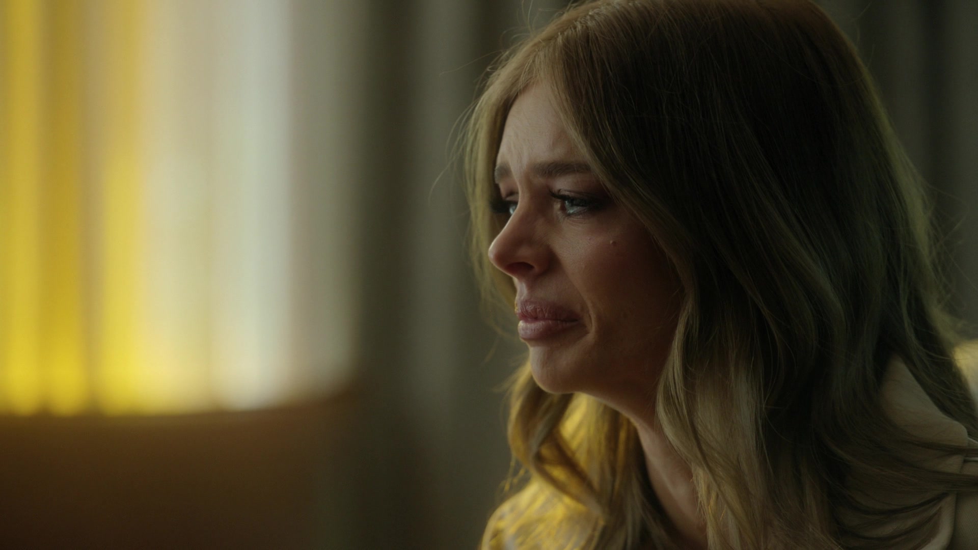 samaraweavingcom_nineperfectstrangers_562.jpg samaraweavingcom_nineperfectstrangers_562.jpg