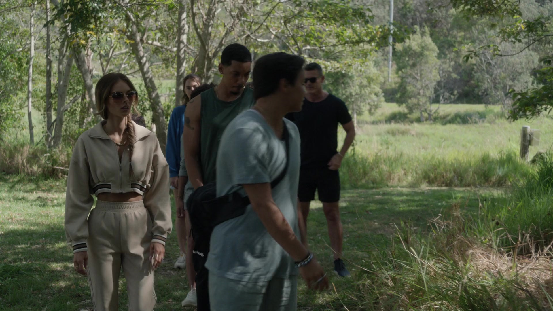 samaraweavingcom_nineperfectstrangers_565.jpg samaraweavingcom_nineperfectstrangers_565.jpg