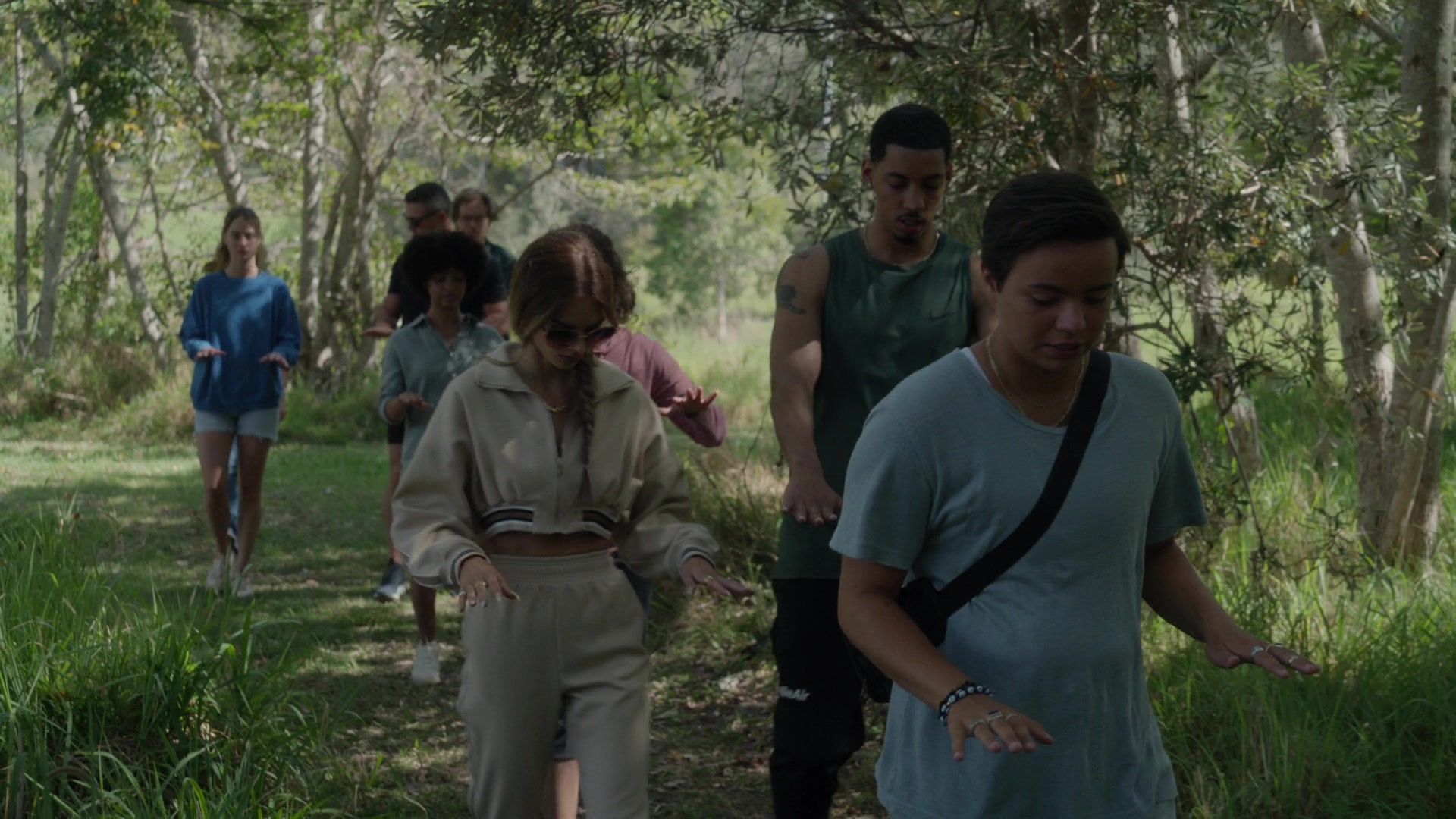 samaraweavingcom_nineperfectstrangers_576.jpg samaraweavingcom_nineperfectstrangers_576.jpg