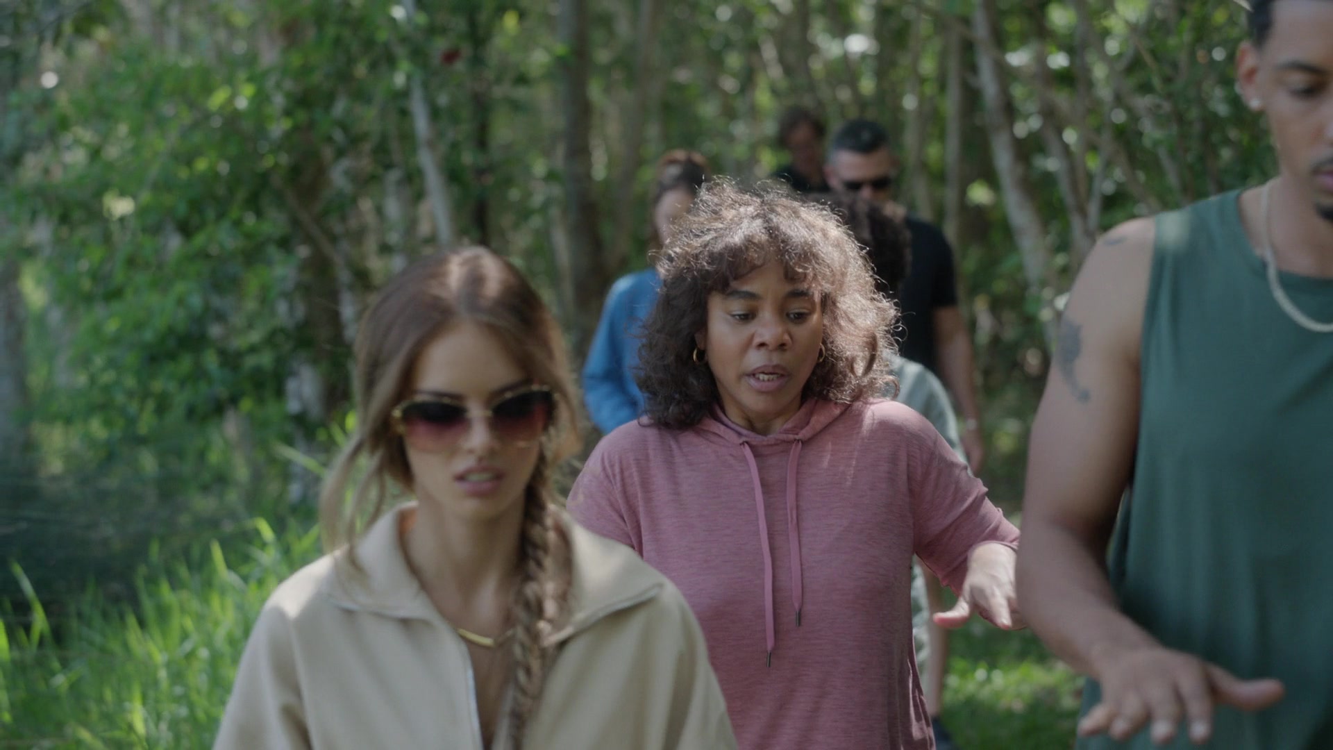 samaraweavingcom_nineperfectstrangers_667.jpg samaraweavingcom_nineperfectstrangers_667.jpg