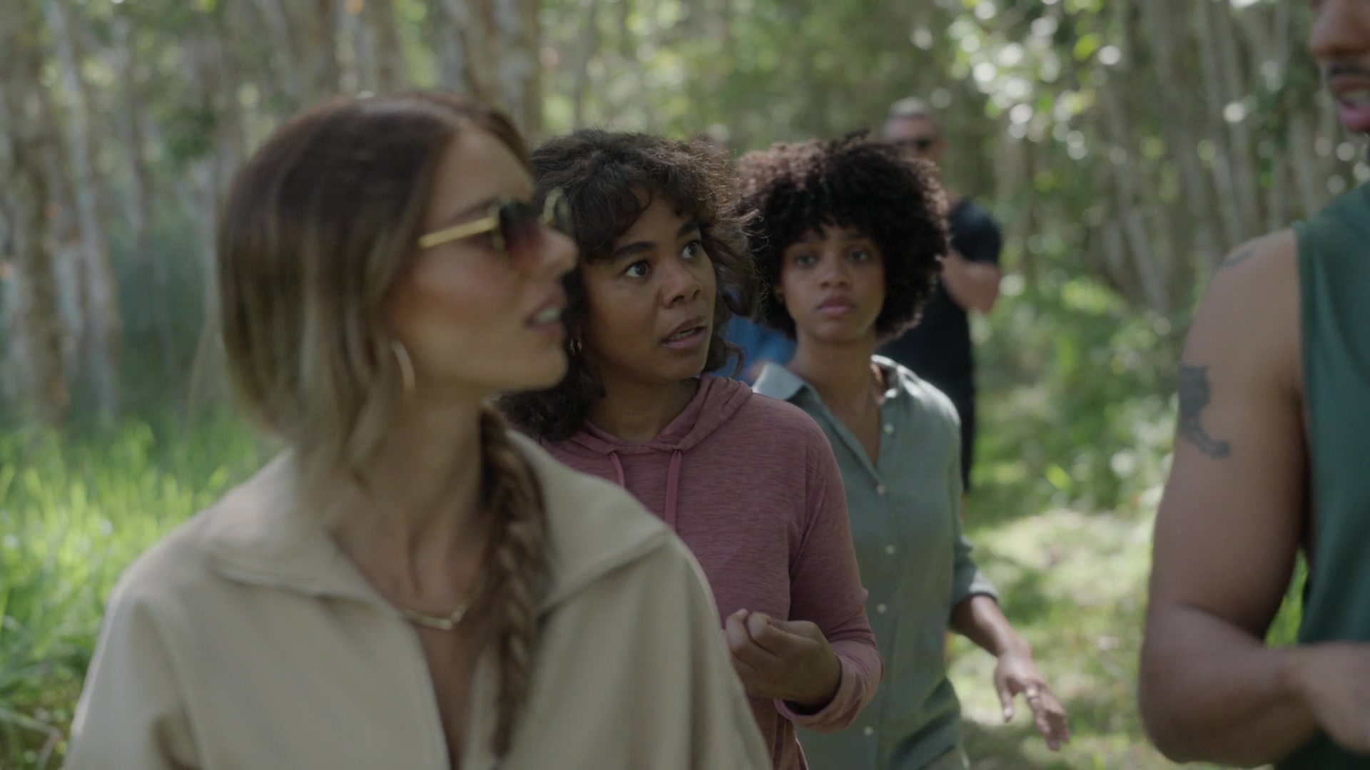 samaraweavingcom_nineperfectstrangers_697.jpg samaraweavingcom_nineperfectstrangers_697.jpg