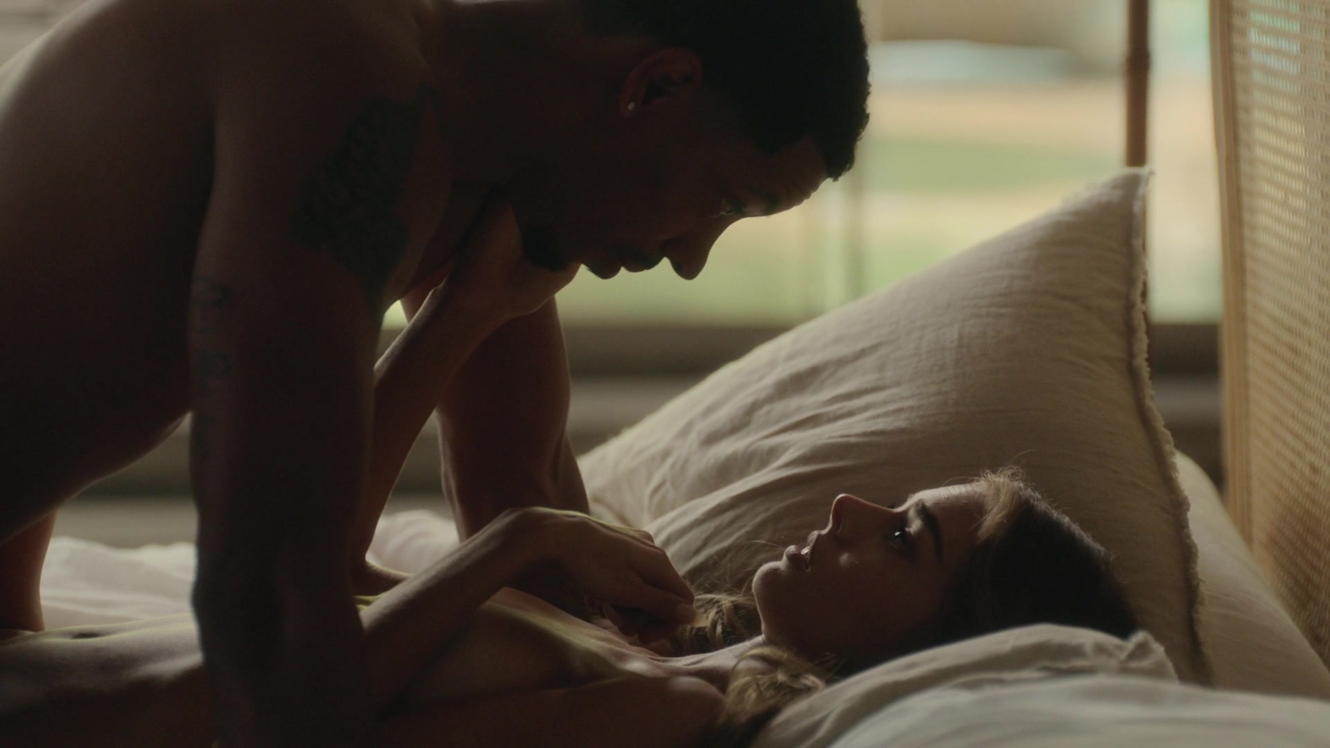 samaraweavingcom_nineperfectstrangers_029.jpg samaraweavingcom_nineperfectstrangers_029.jpg