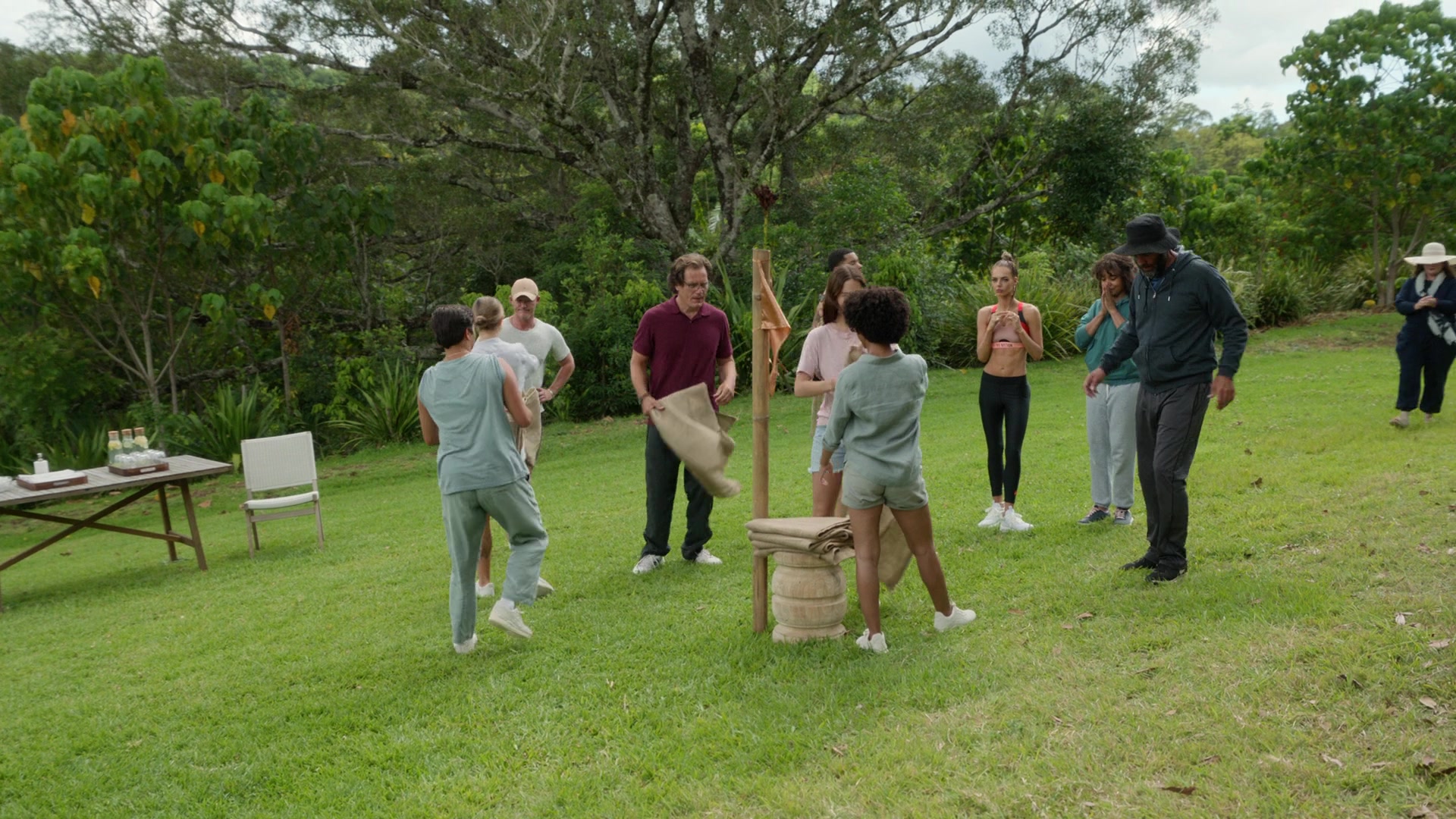 samaraweavingcom_nineperfectstrangers_093.jpg samaraweavingcom_nineperfectstrangers_093.jpg