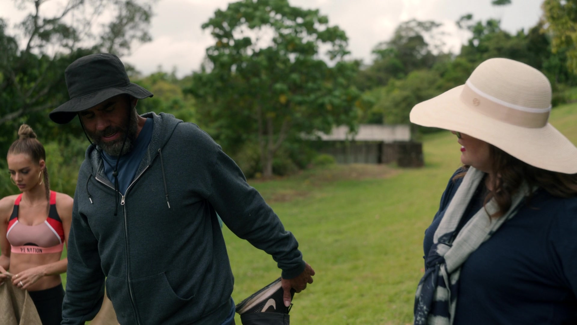 samaraweavingcom_nineperfectstrangers_107.jpg samaraweavingcom_nineperfectstrangers_107.jpg