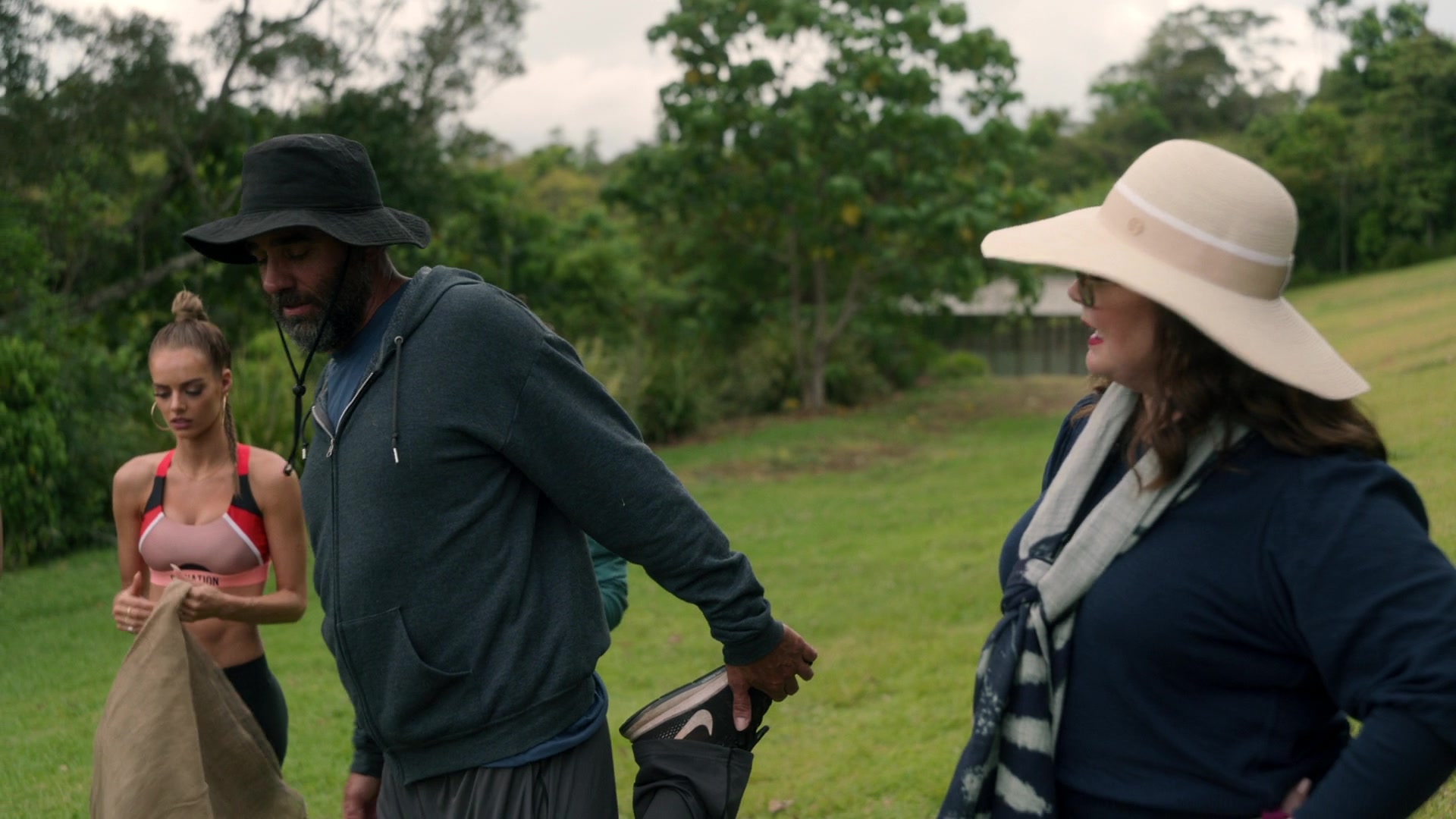 samaraweavingcom_nineperfectstrangers_112.jpg samaraweavingcom_nineperfectstrangers_112.jpg