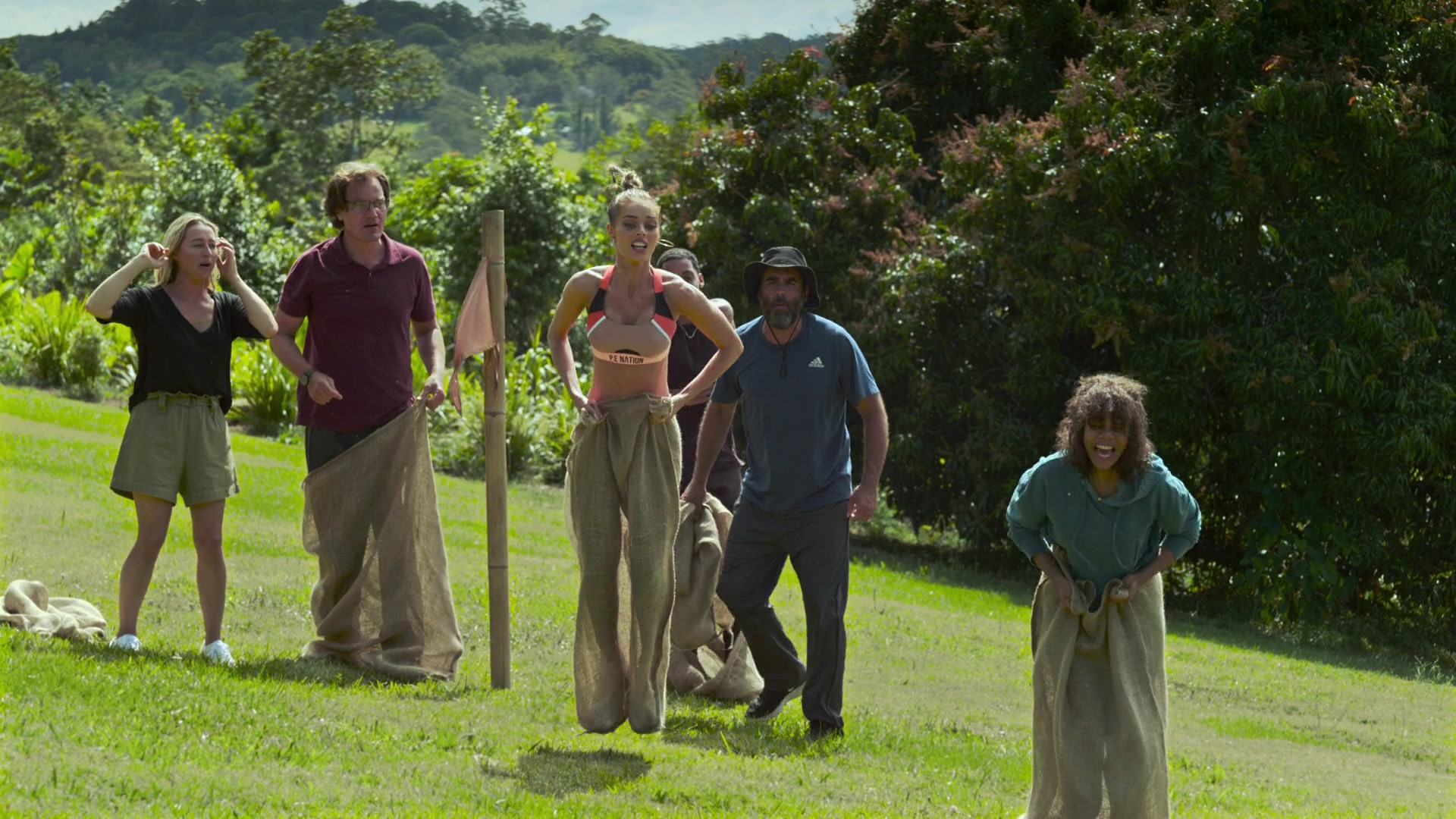 samaraweavingcom_nineperfectstrangers_154.jpg samaraweavingcom_nineperfectstrangers_154.jpg