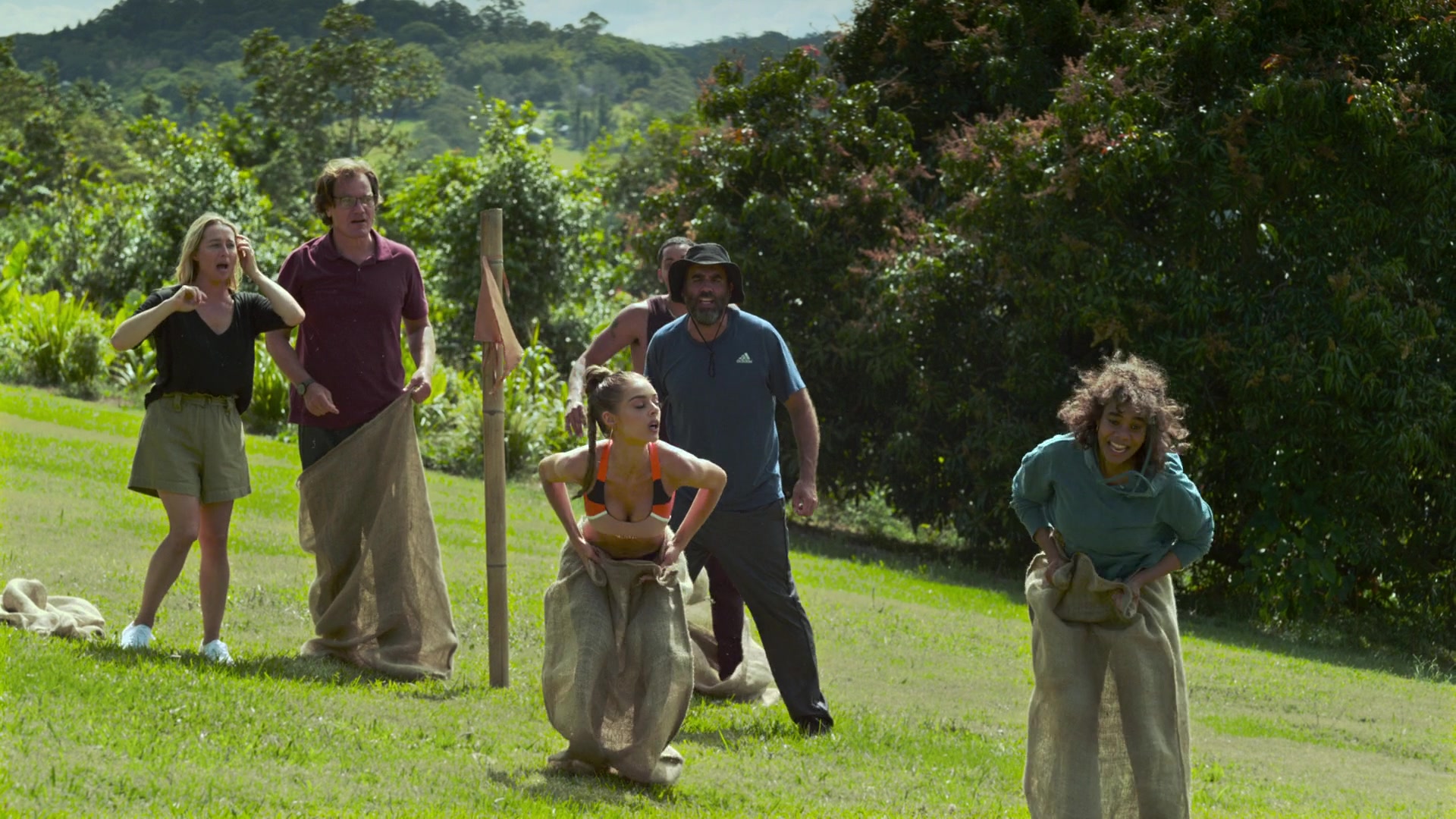 samaraweavingcom_nineperfectstrangers_155.jpg samaraweavingcom_nineperfectstrangers_155.jpg