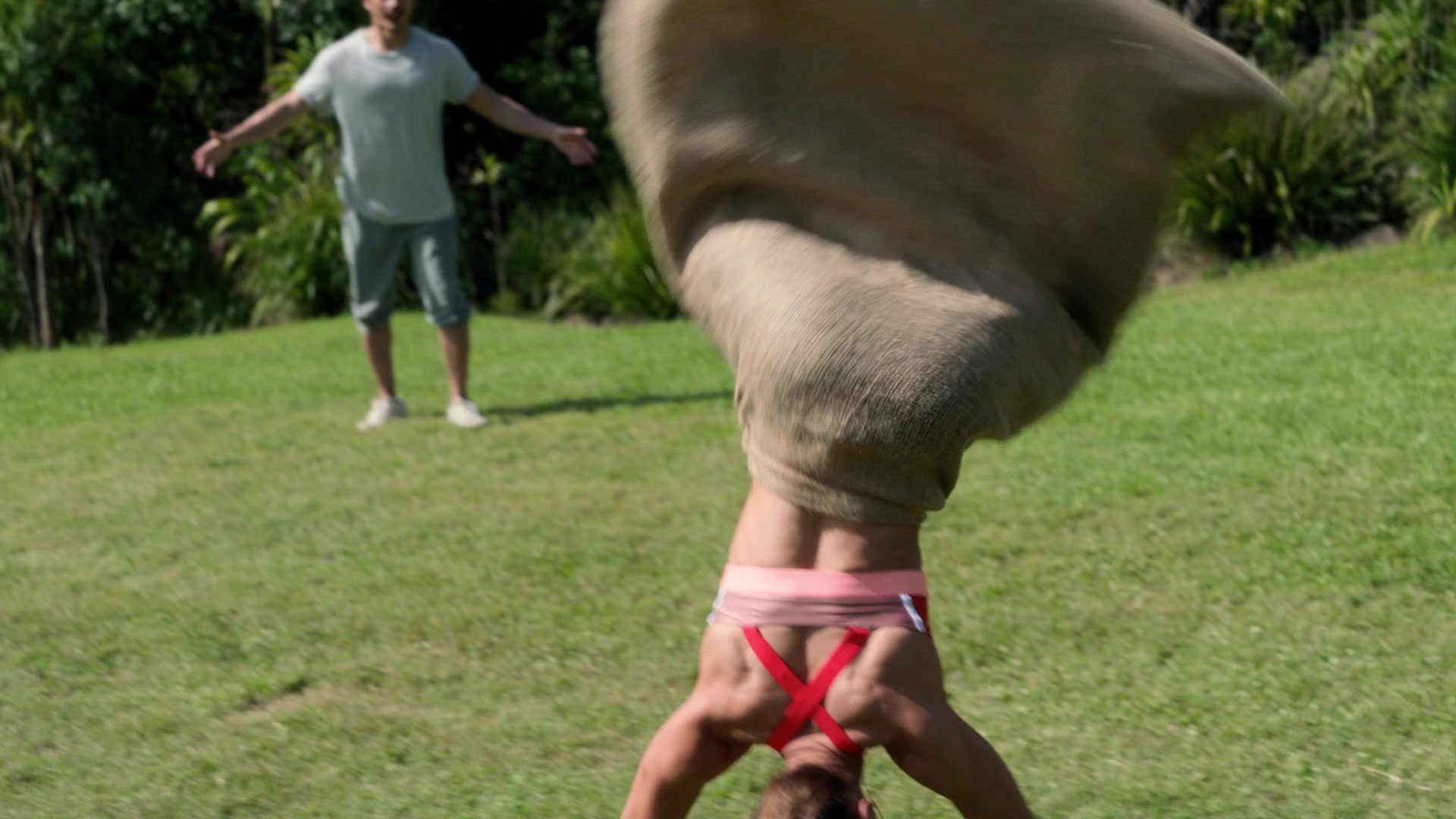 samaraweavingcom_nineperfectstrangers_179.jpg samaraweavingcom_nineperfectstrangers_179.jpg