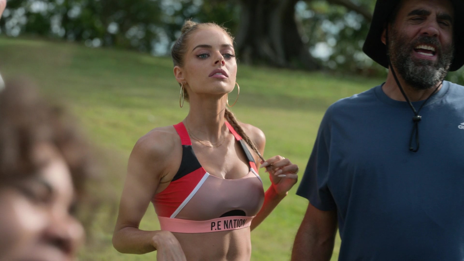 samaraweavingcom_nineperfectstrangers_209.jpg samaraweavingcom_nineperfectstrangers_209.jpg