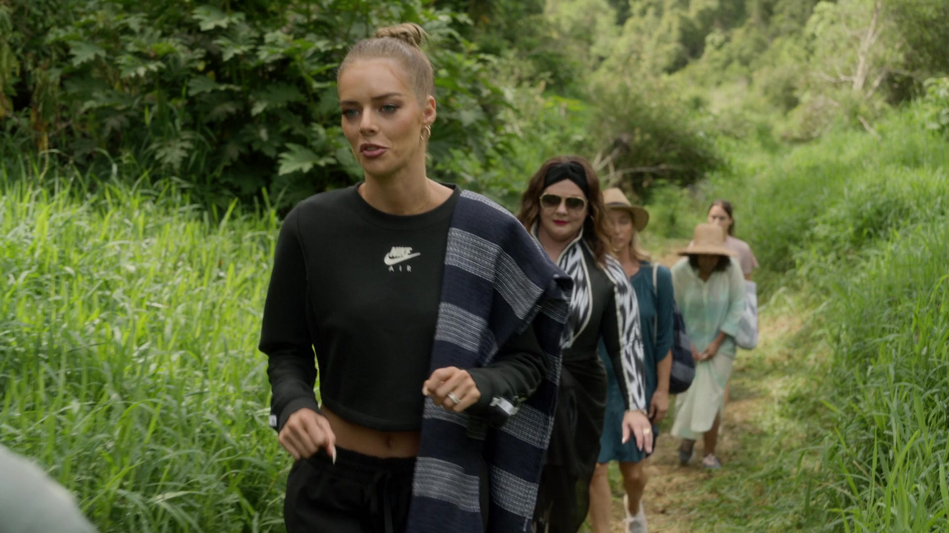 samaraweavingcom_nineperfectstrangers_243.jpg samaraweavingcom_nineperfectstrangers_243.jpg