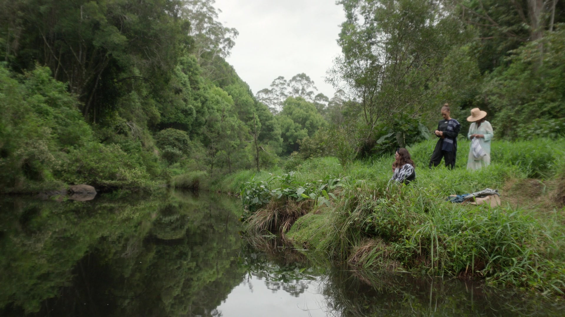 samaraweavingcom_nineperfectstrangers_287.jpg samaraweavingcom_nineperfectstrangers_287.jpg