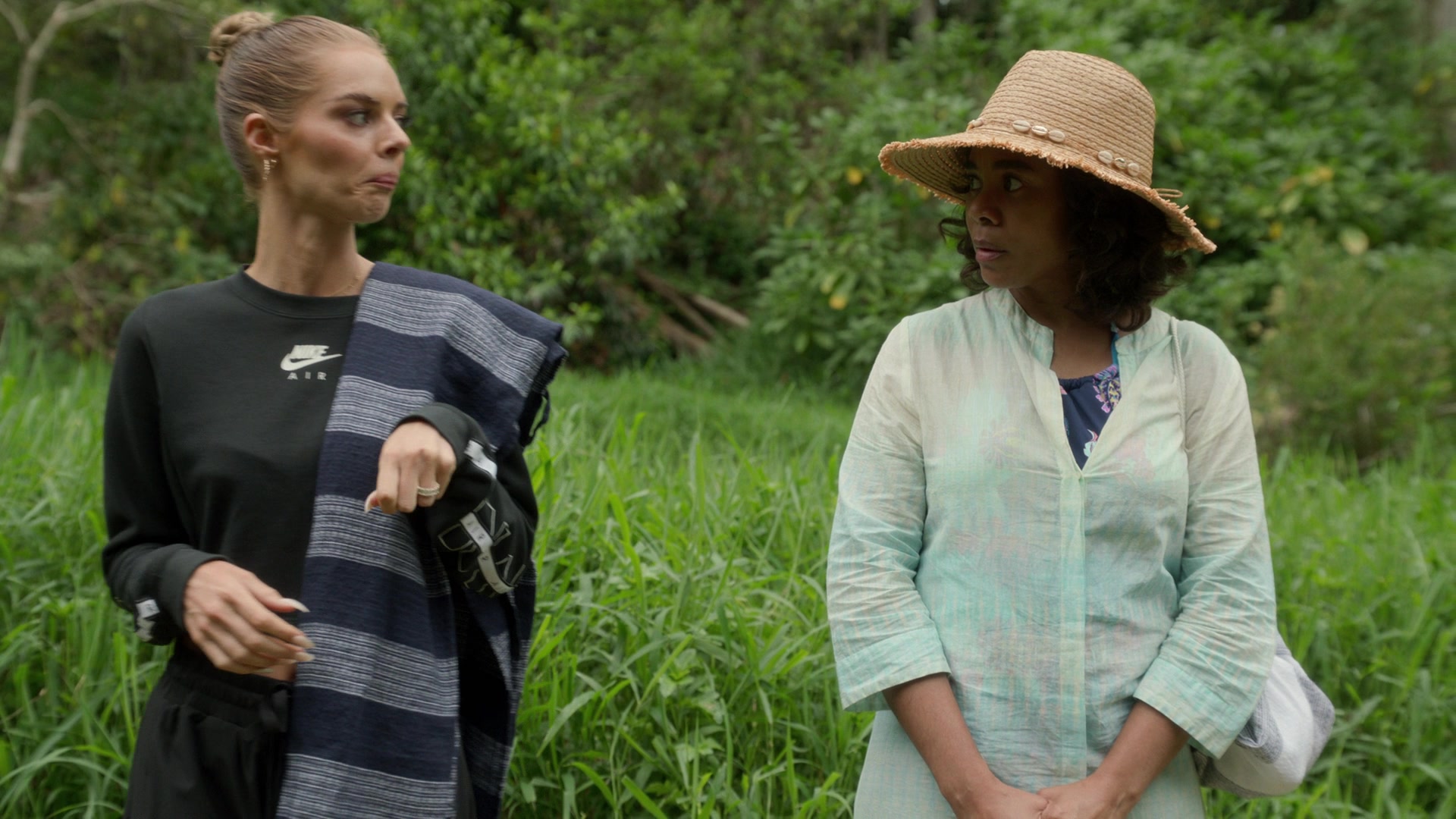 samaraweavingcom_nineperfectstrangers_350.jpg samaraweavingcom_nineperfectstrangers_350.jpg