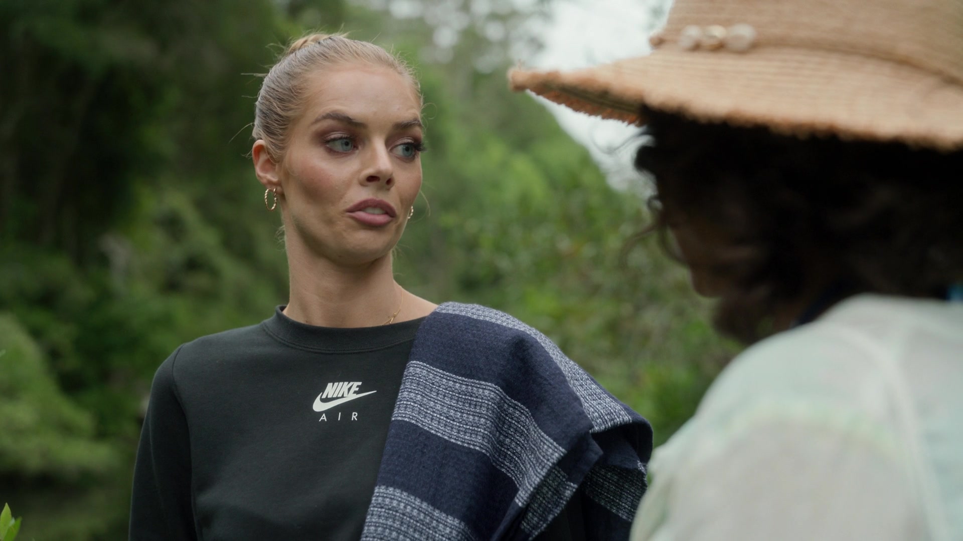 samaraweavingcom_nineperfectstrangers_376.jpg samaraweavingcom_nineperfectstrangers_376.jpg