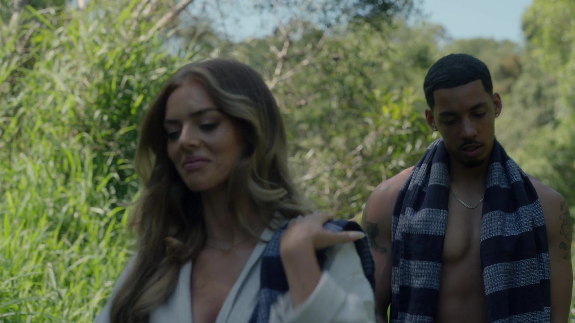 samaraweavingcom_nineperfectstrangers_081.jpg samaraweavingcom_nineperfectstrangers_081.jpg