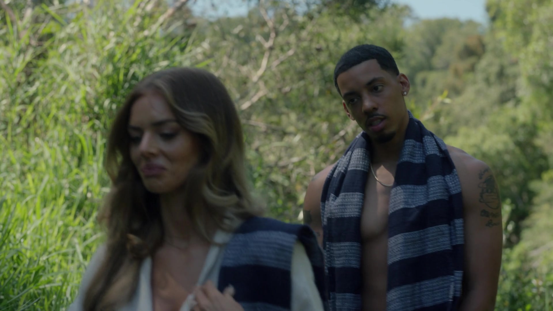 samaraweavingcom_nineperfectstrangers_082.jpg samaraweavingcom_nineperfectstrangers_082.jpg