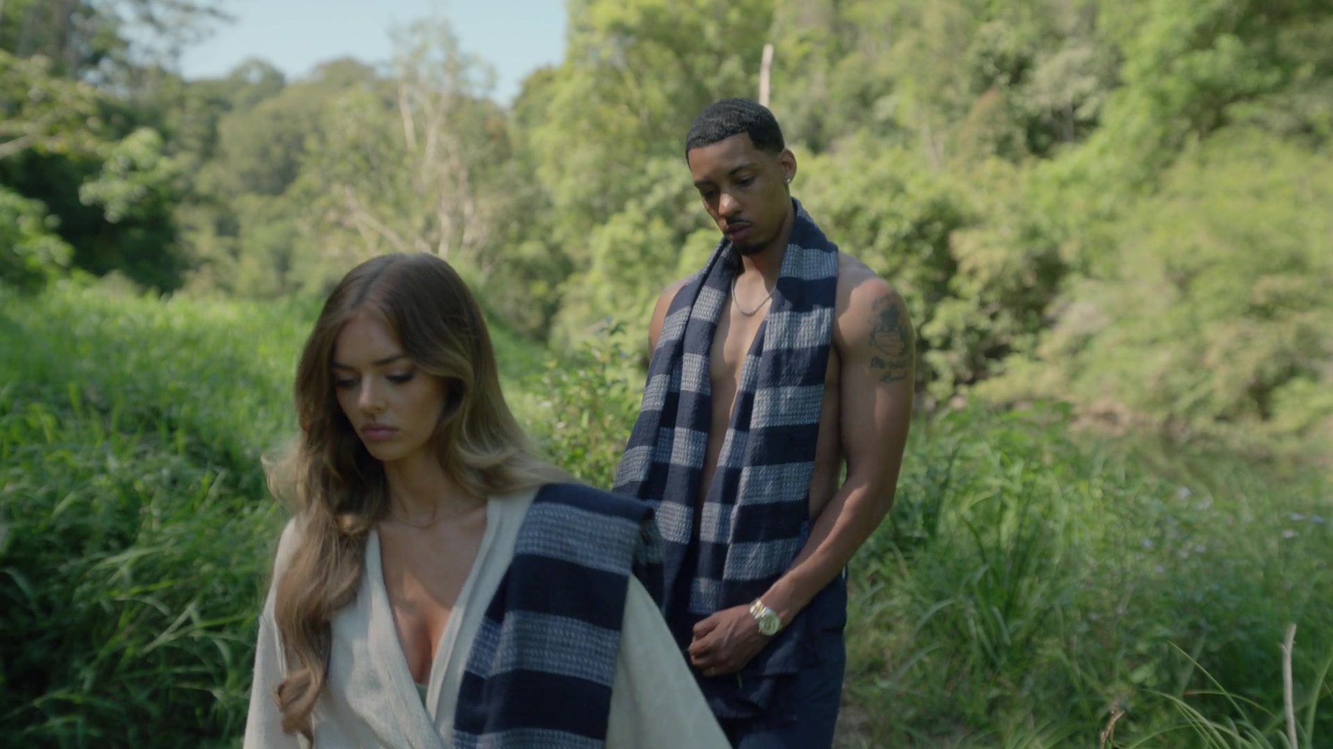 samaraweavingcom_nineperfectstrangers_096.jpg samaraweavingcom_nineperfectstrangers_096.jpg