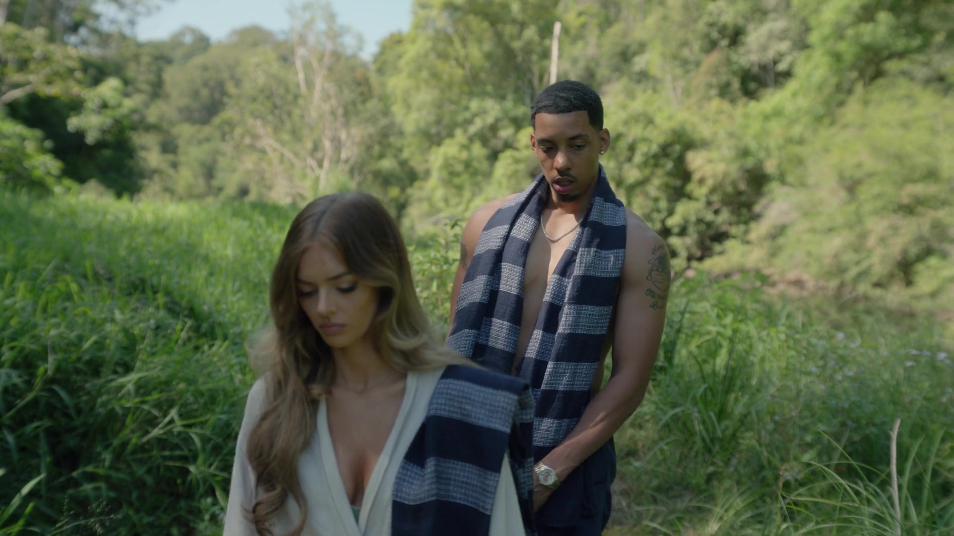 samaraweavingcom_nineperfectstrangers_097.jpg samaraweavingcom_nineperfectstrangers_097.jpg