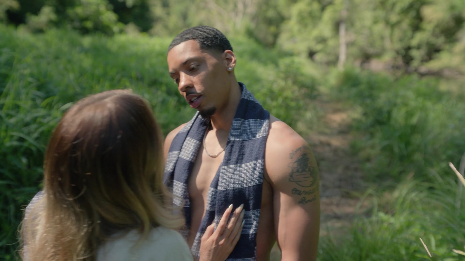 samaraweavingcom_nineperfectstrangers_108.jpg samaraweavingcom_nineperfectstrangers_108.jpg