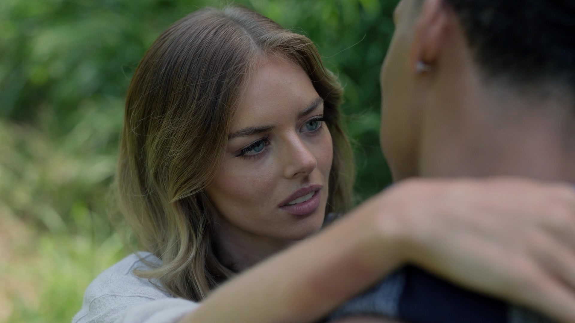 samaraweavingcom_nineperfectstrangers_126.jpg samaraweavingcom_nineperfectstrangers_126.jpg