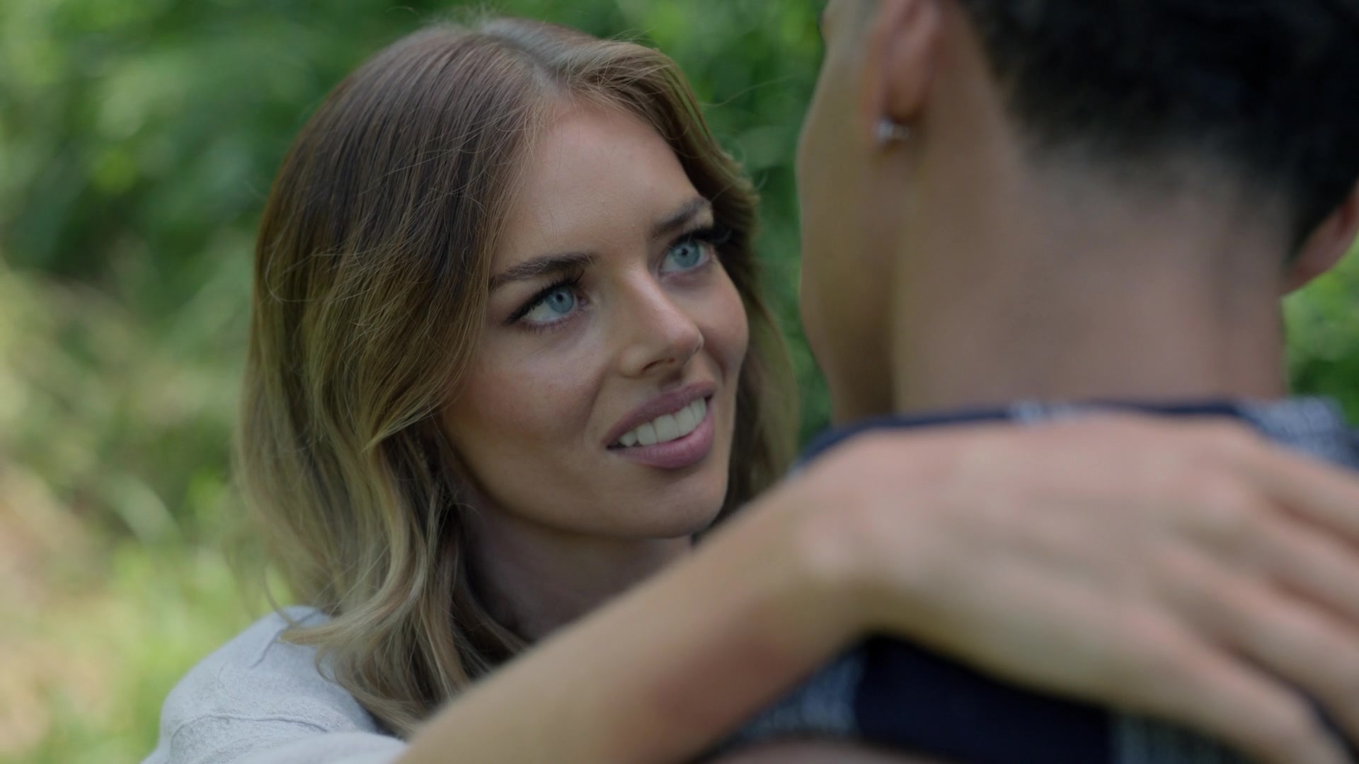 samaraweavingcom_nineperfectstrangers_129.jpg samaraweavingcom_nineperfectstrangers_129.jpg