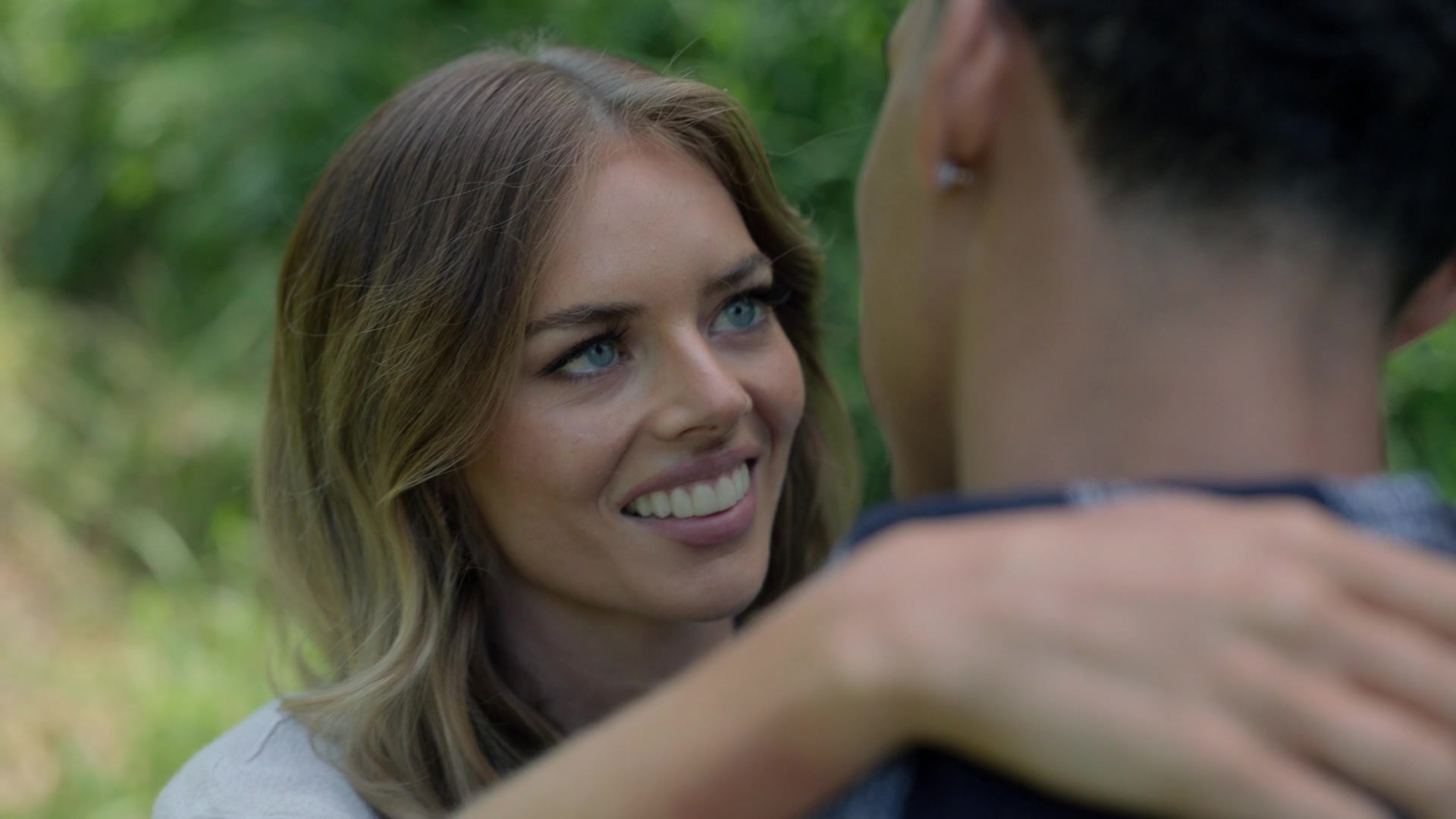 samaraweavingcom_nineperfectstrangers_130.jpg samaraweavingcom_nineperfectstrangers_130.jpg