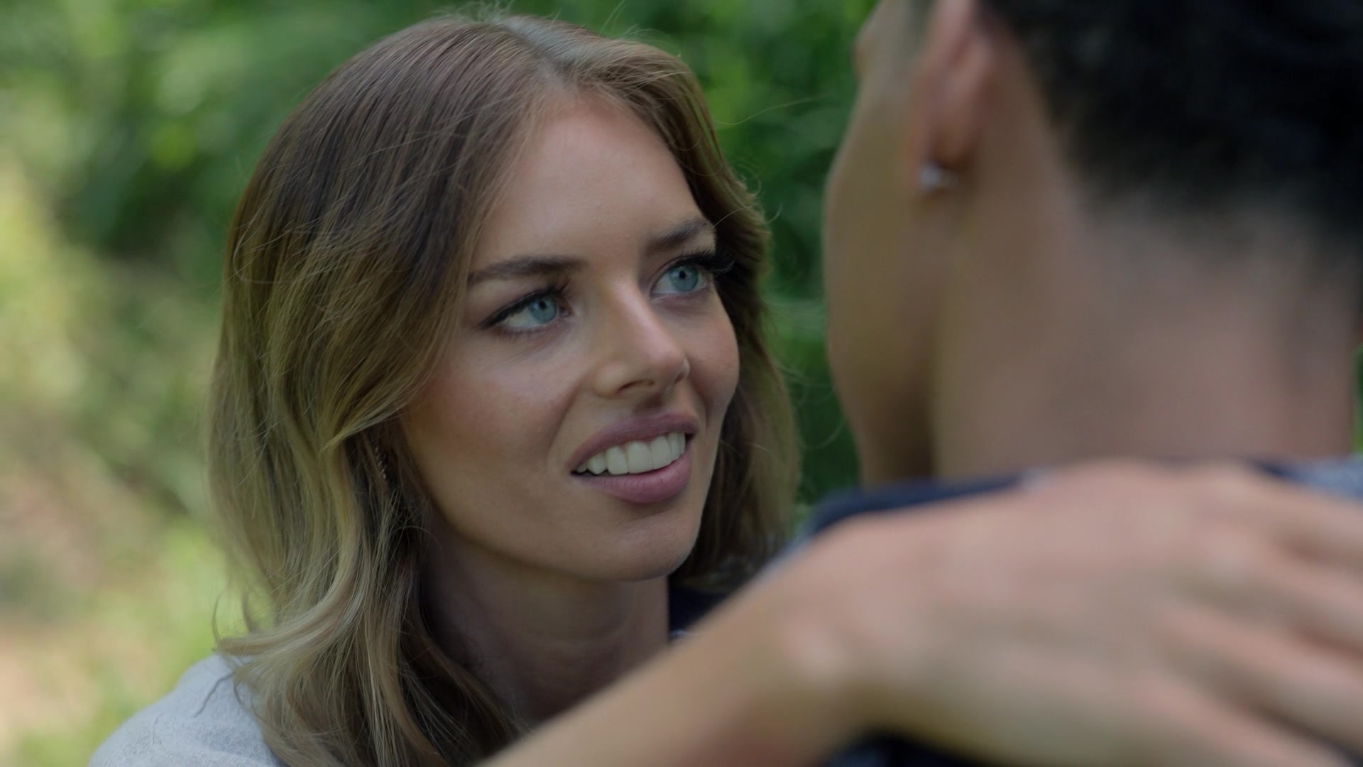 samaraweavingcom_nineperfectstrangers_132.jpg samaraweavingcom_nineperfectstrangers_132.jpg