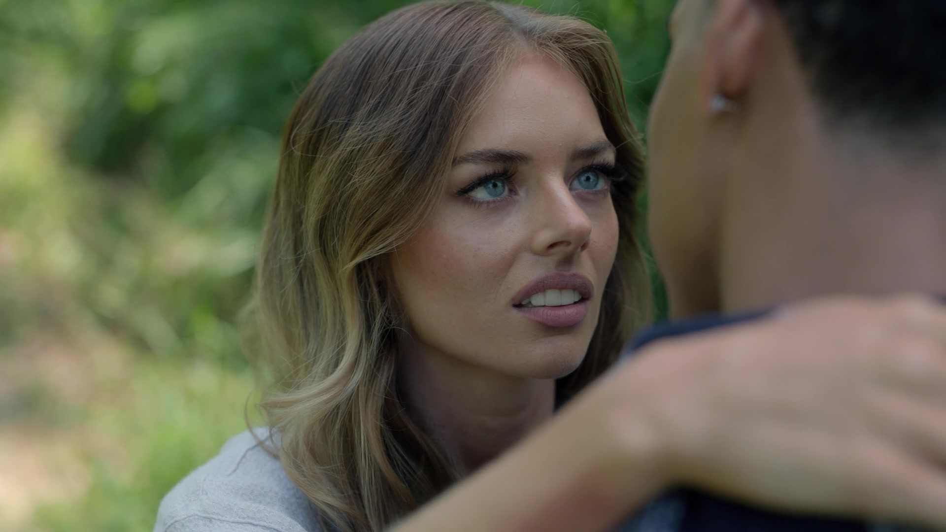 samaraweavingcom_nineperfectstrangers_135.jpg samaraweavingcom_nineperfectstrangers_135.jpg