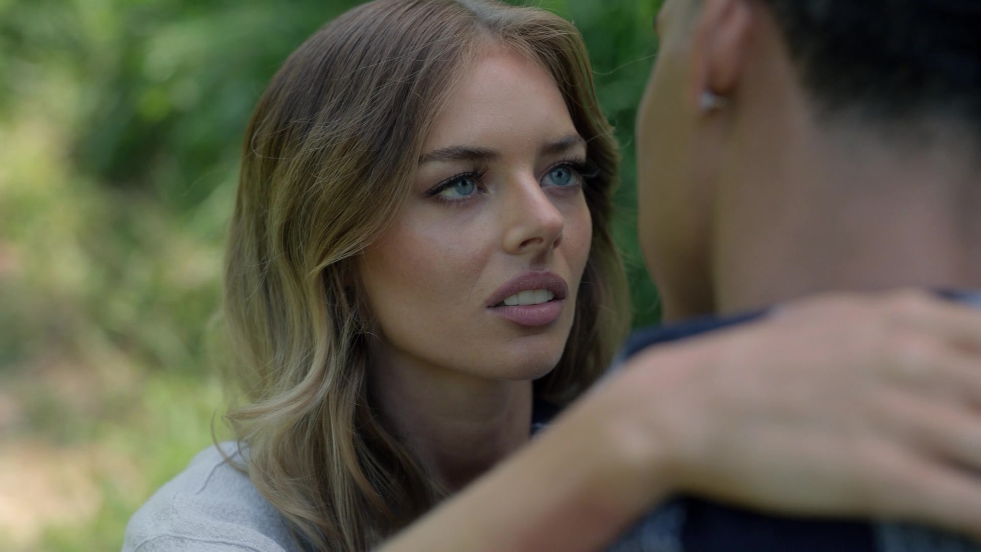 samaraweavingcom_nineperfectstrangers_136.jpg samaraweavingcom_nineperfectstrangers_136.jpg